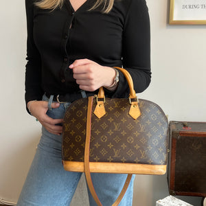 Pre-Owned LOUIS VUITTON Monogram Alma PM with Strap