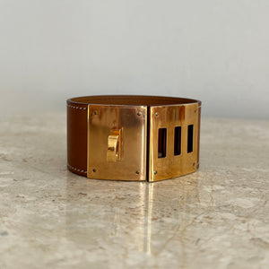 Pre-owned HERMES Gold Kelly Dog Bracelet