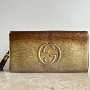 Pre-Owned GUCCI Gold Ombre Leather Soho Clutch