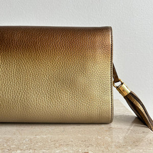 Pre-Owned GUCCI Gold Ombre Leather Soho Clutch