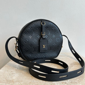 Pre-Owned LOUIS VUITTON Black Empreinte Boîte Chapeau Souple MM Bag