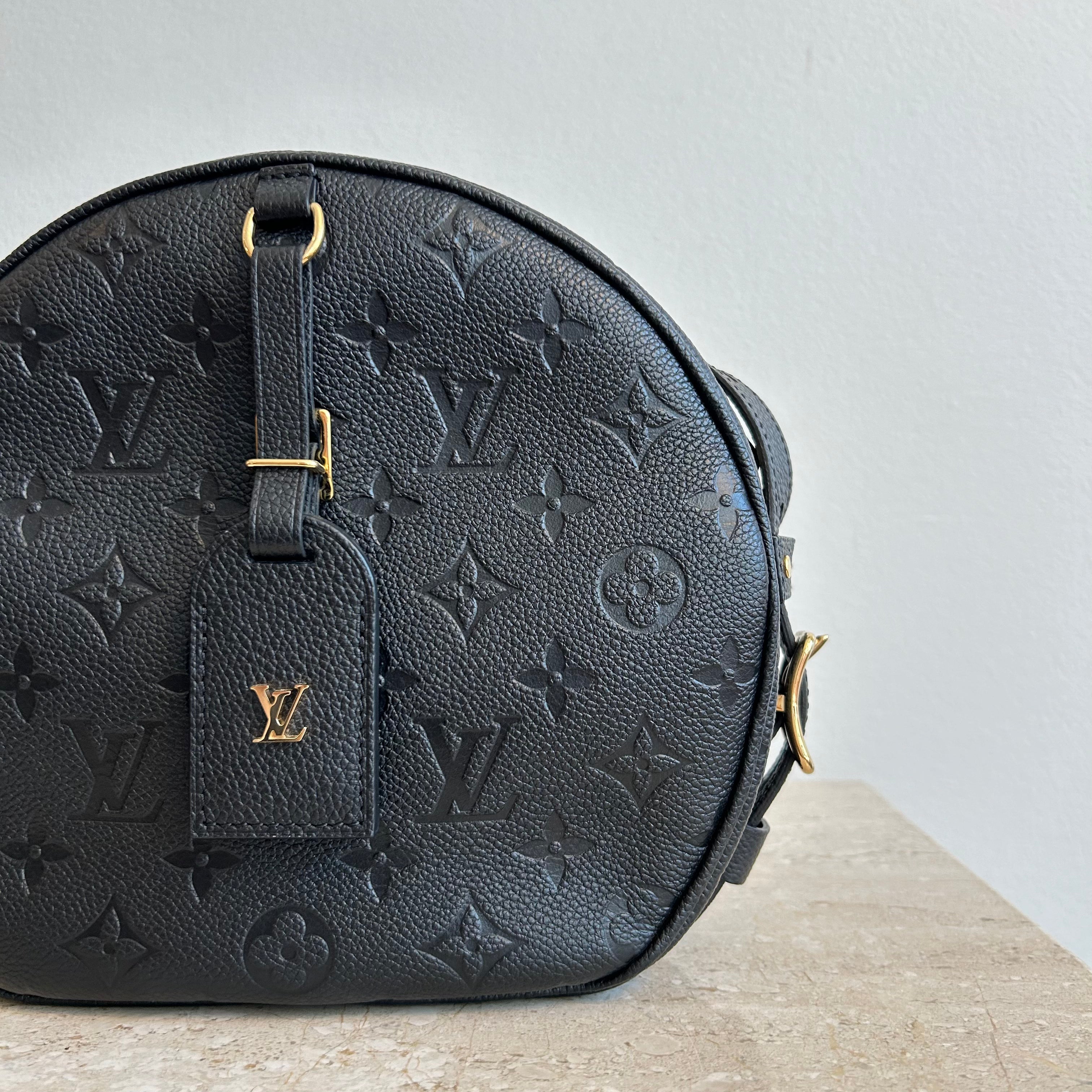 Pre-Owned LOUIS VUITTON Black Empreinte Boîte Chapeau Souple MM Bag