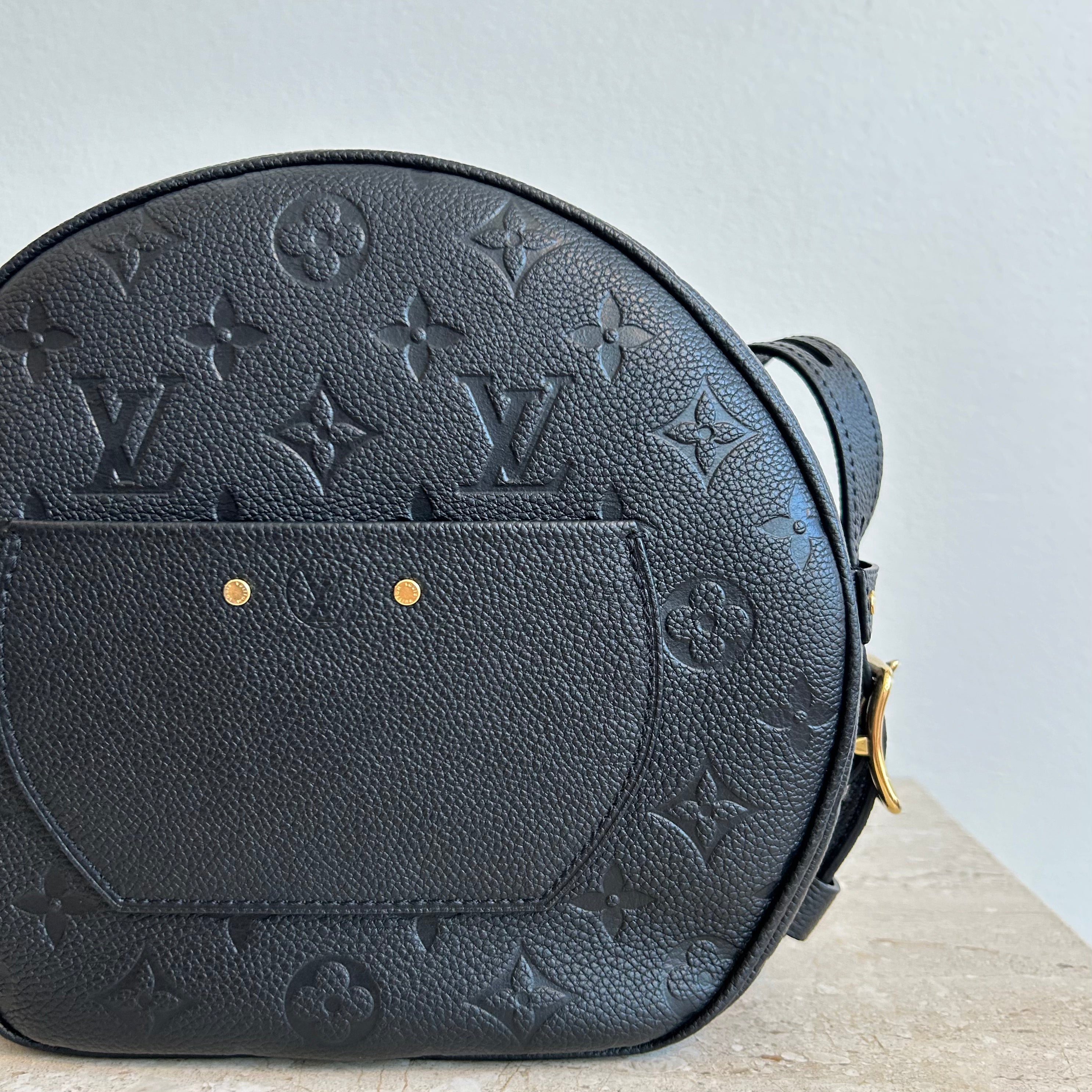 Pre-Owned LOUIS VUITTON Black Empreinte Boîte Chapeau Souple MM Bag