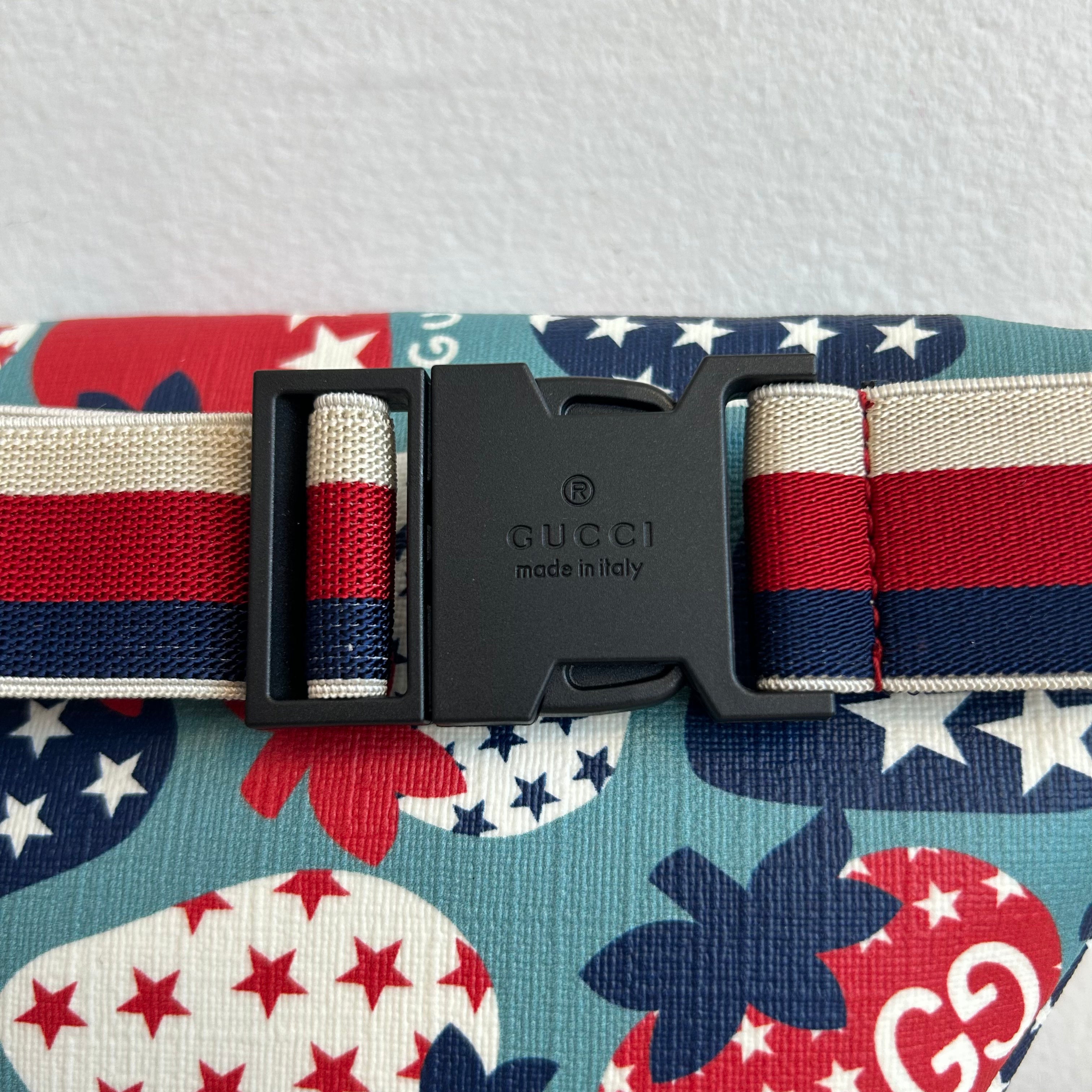 Pre-Owned GUCCI Strawberry Star Belt Bag