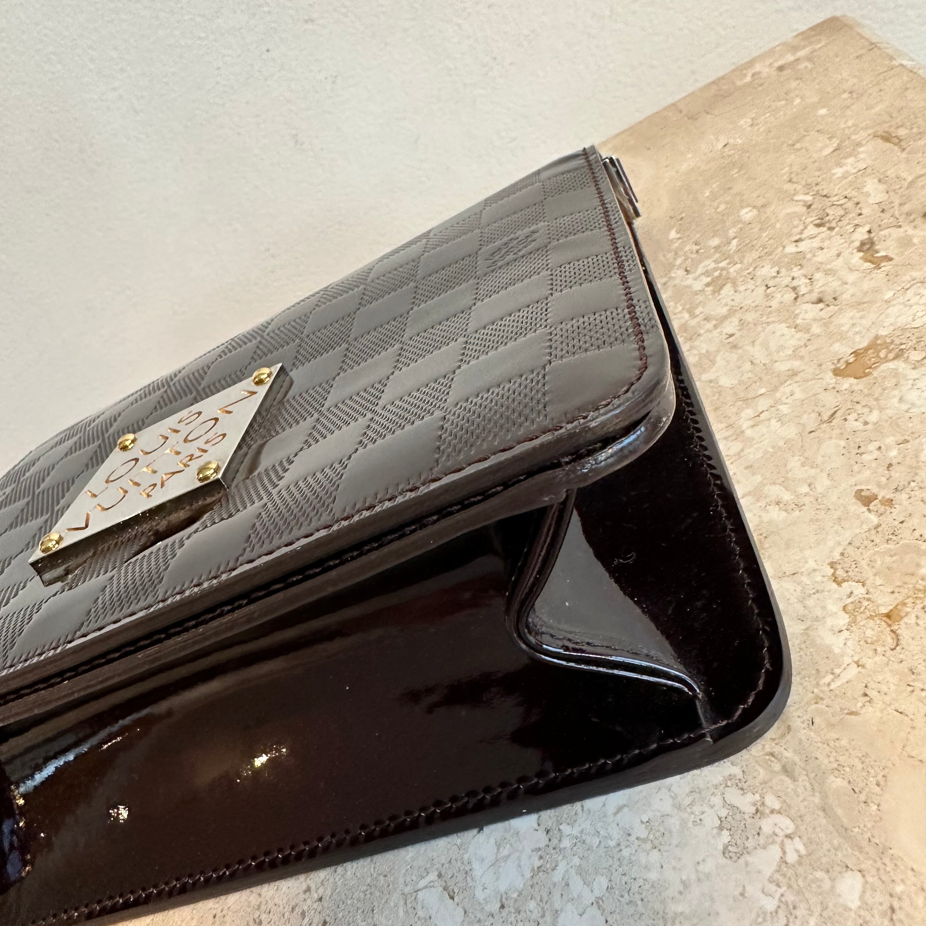 Louis Vuitton Black Damier Vernis Cabaret Club Flap Bag Leather ref.326341  - Joli Closet
