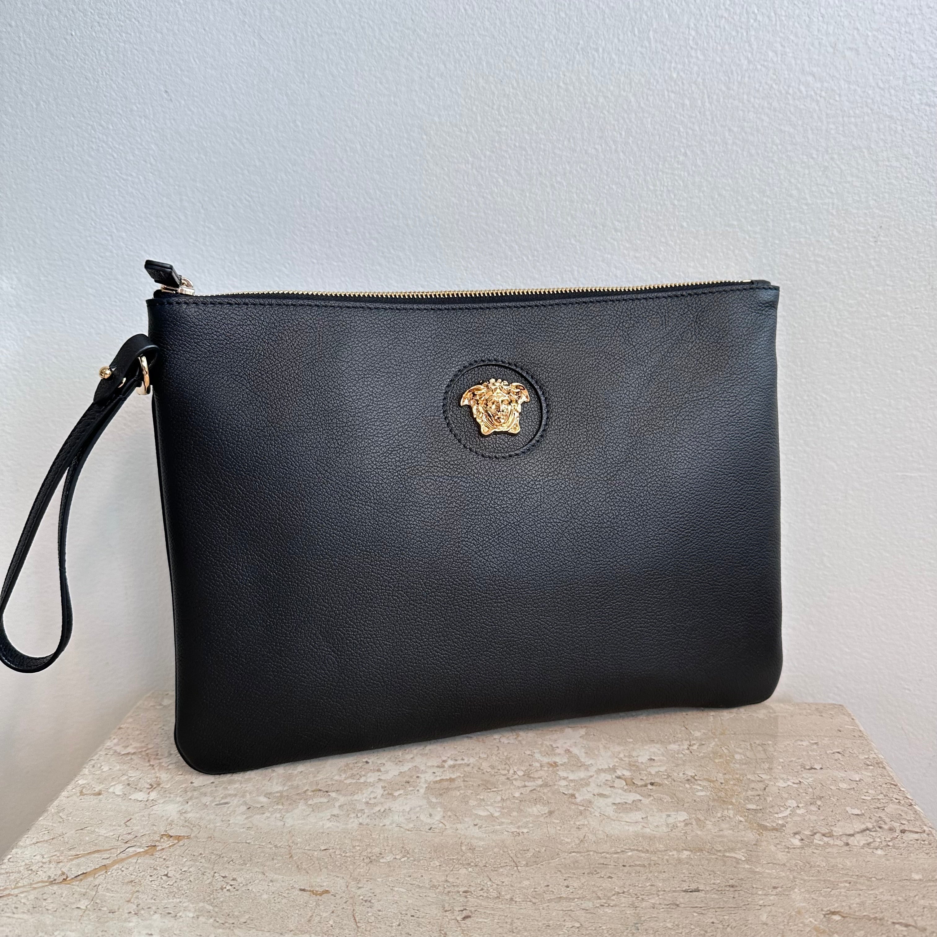 Pre-Owned VERSACE La Medusa Black Leather Clutch/Wristlet