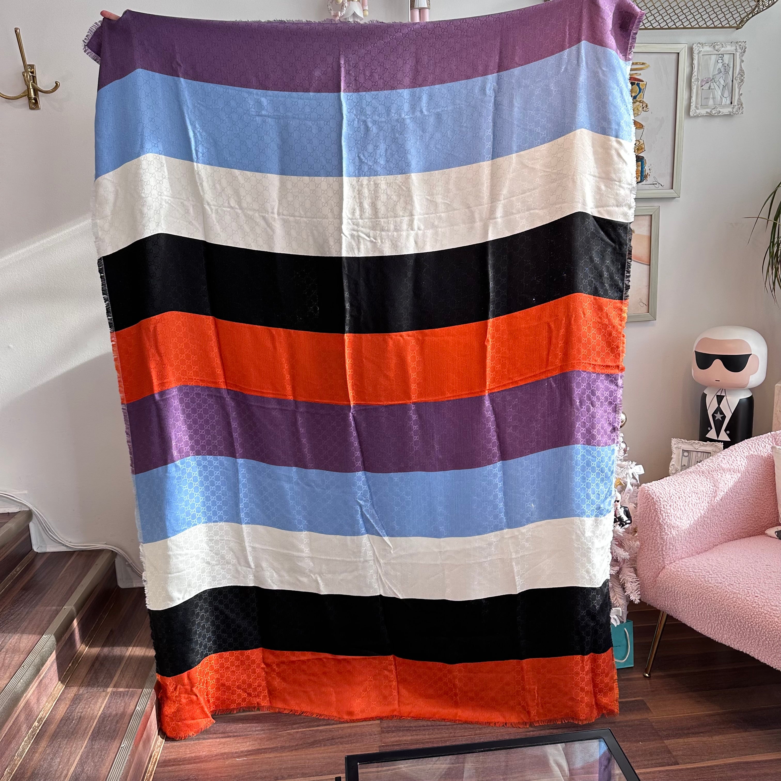 Pre-Owned GUCCI Extra Large Multicolor Stole