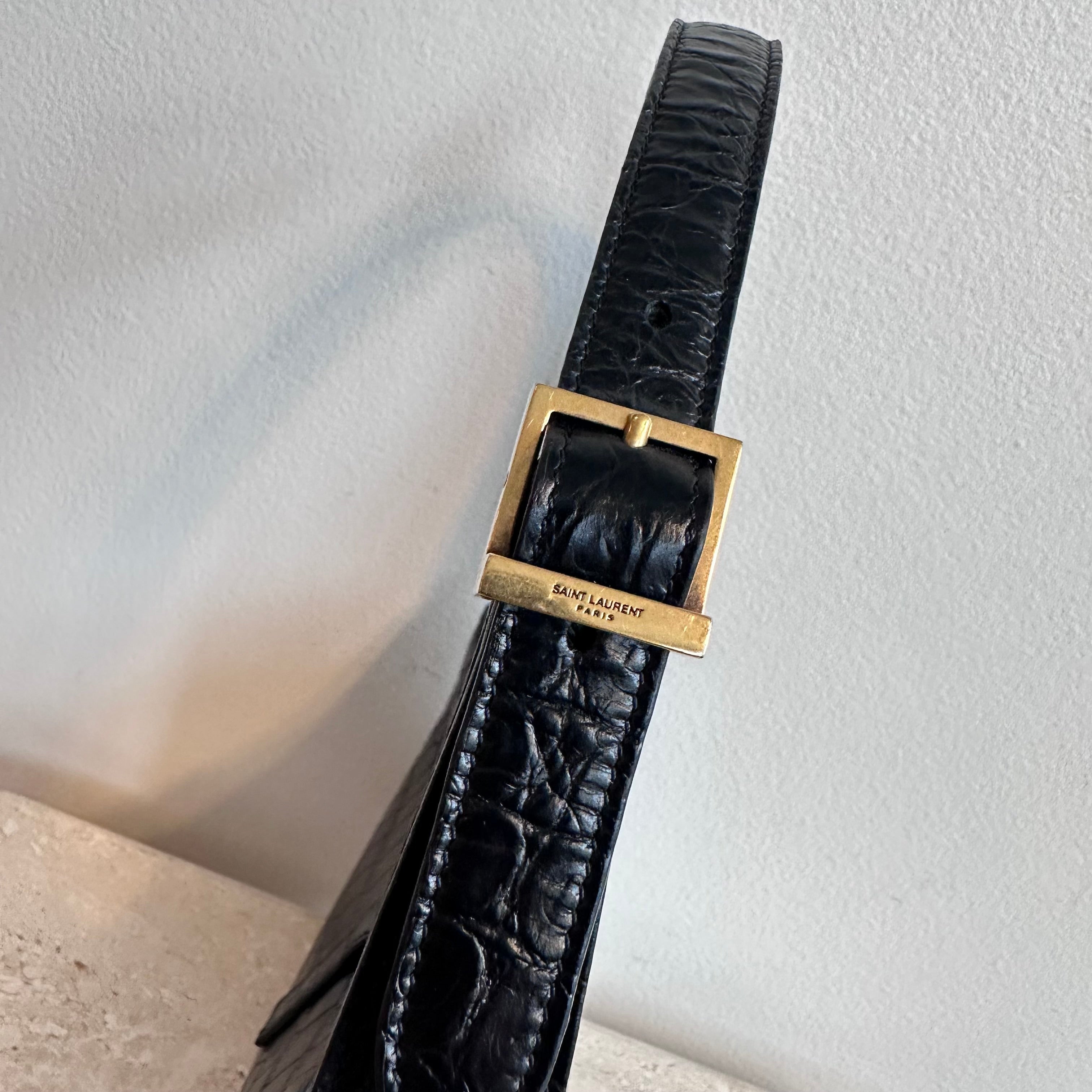 Pre-Owned SAINT LAURENT LE 5 Á Crocodile Embossed Black Leather