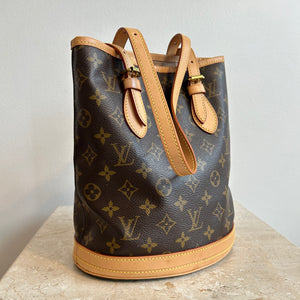 Pre-Owned LOUIS VUITTON Vintage Monogram Petite Bucket Bag