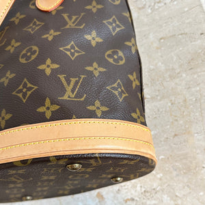 Pre-Owned LOUIS VUITTON Vintage Monogram Petite Bucket Bag