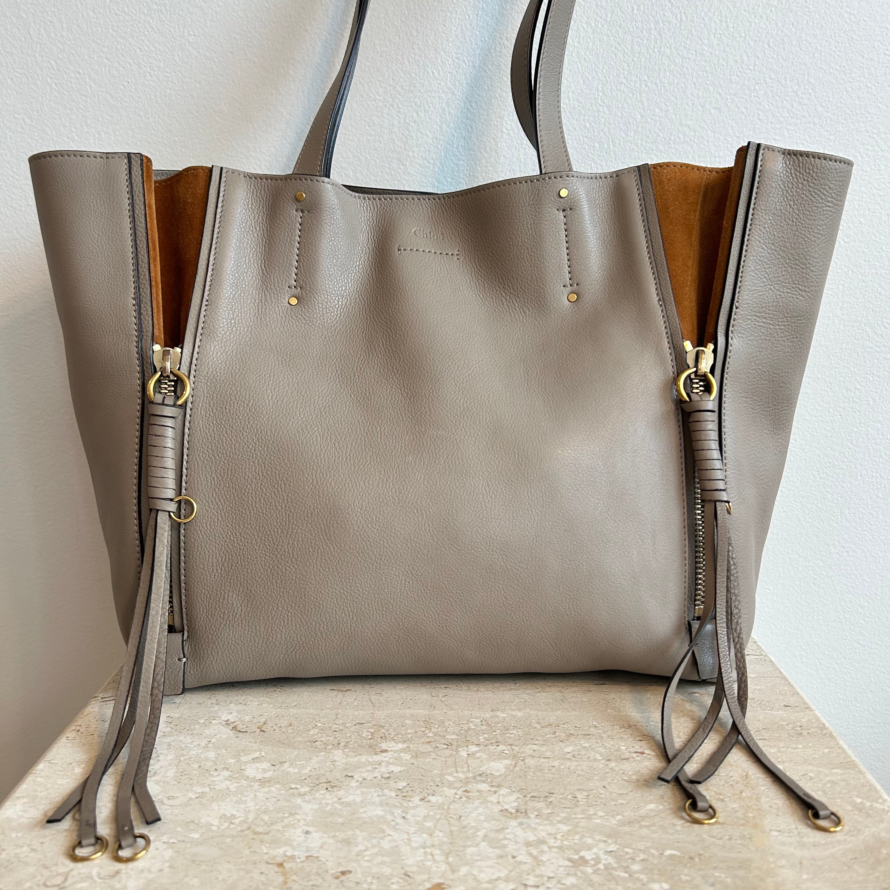 Pre-Owned CHLOE Medium Motty Grey Milo Shopping Tote