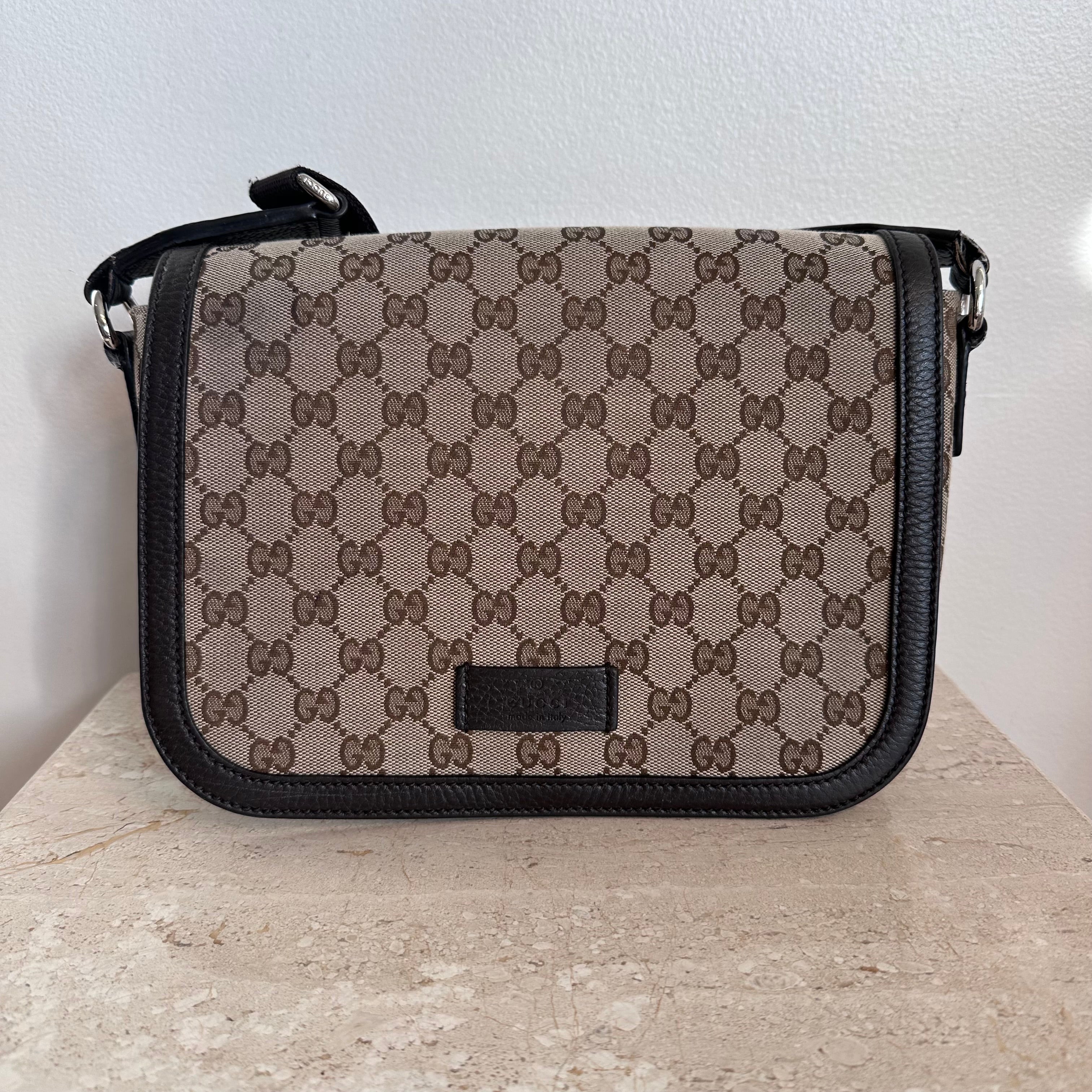 Pre-Owned GUCCI GG Monogram Flap Messenger Bag