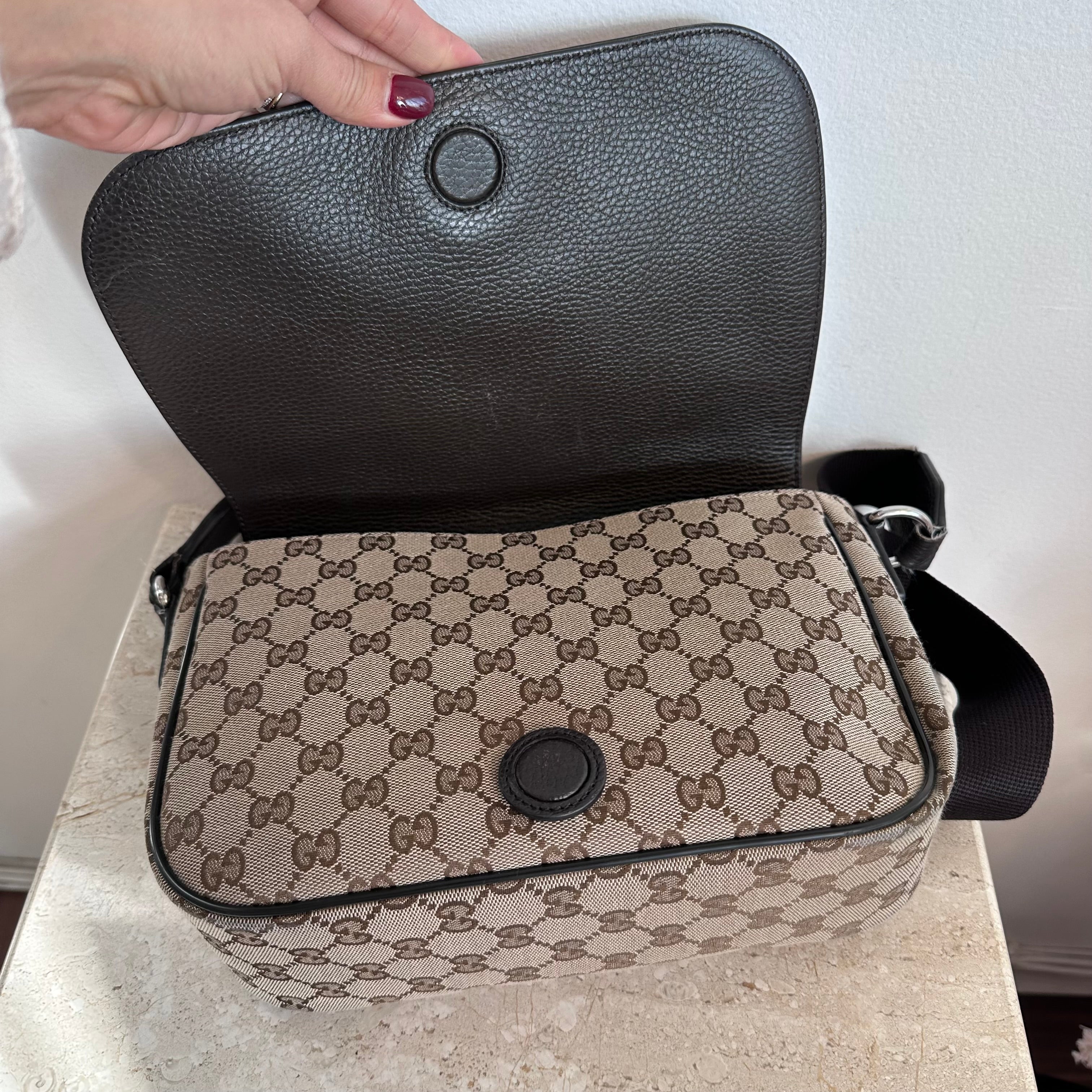 Pre-Owned GUCCI GG Monogram Flap Messenger Bag