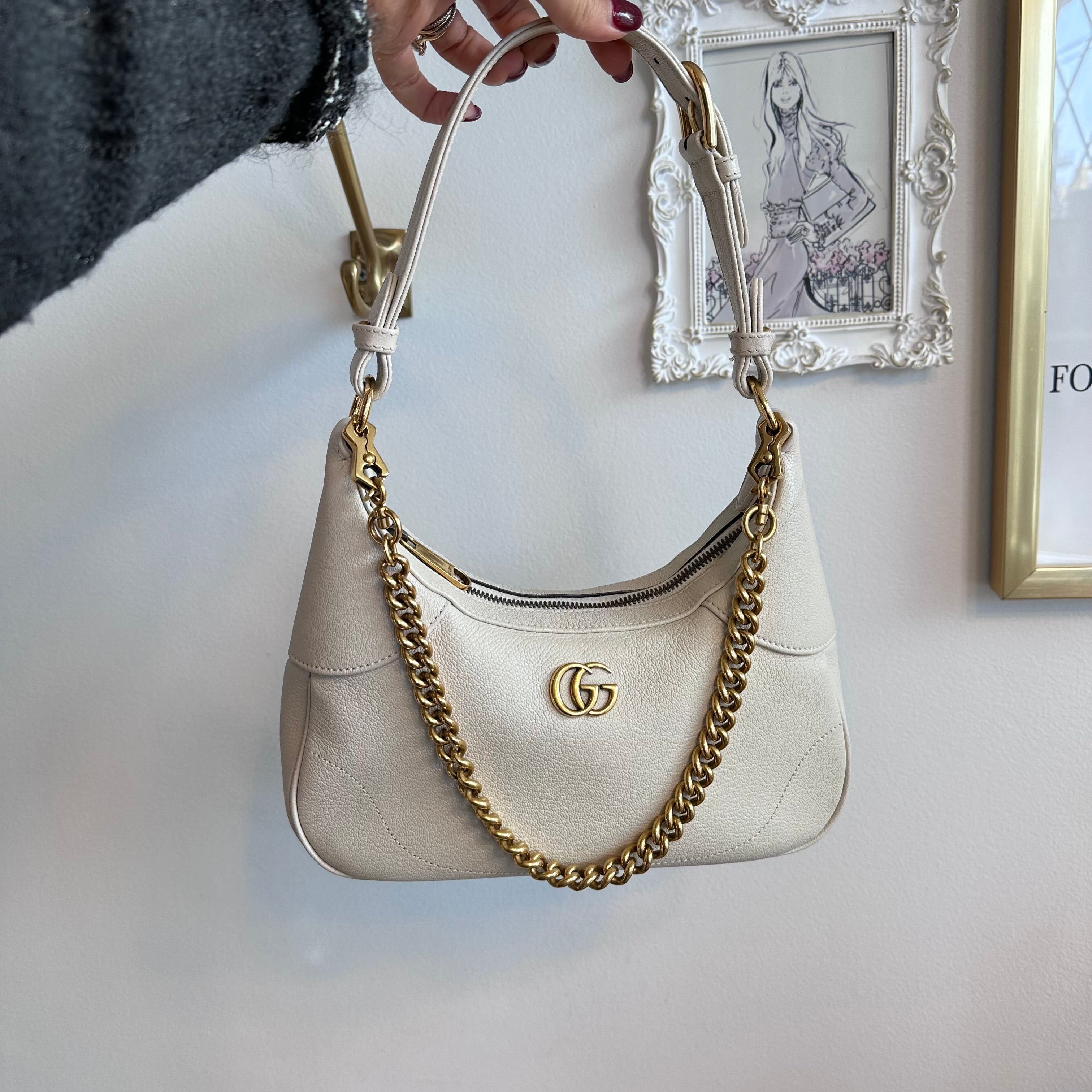 Pre-Owned GUCCI Aphrodite Small Shoulder Bag