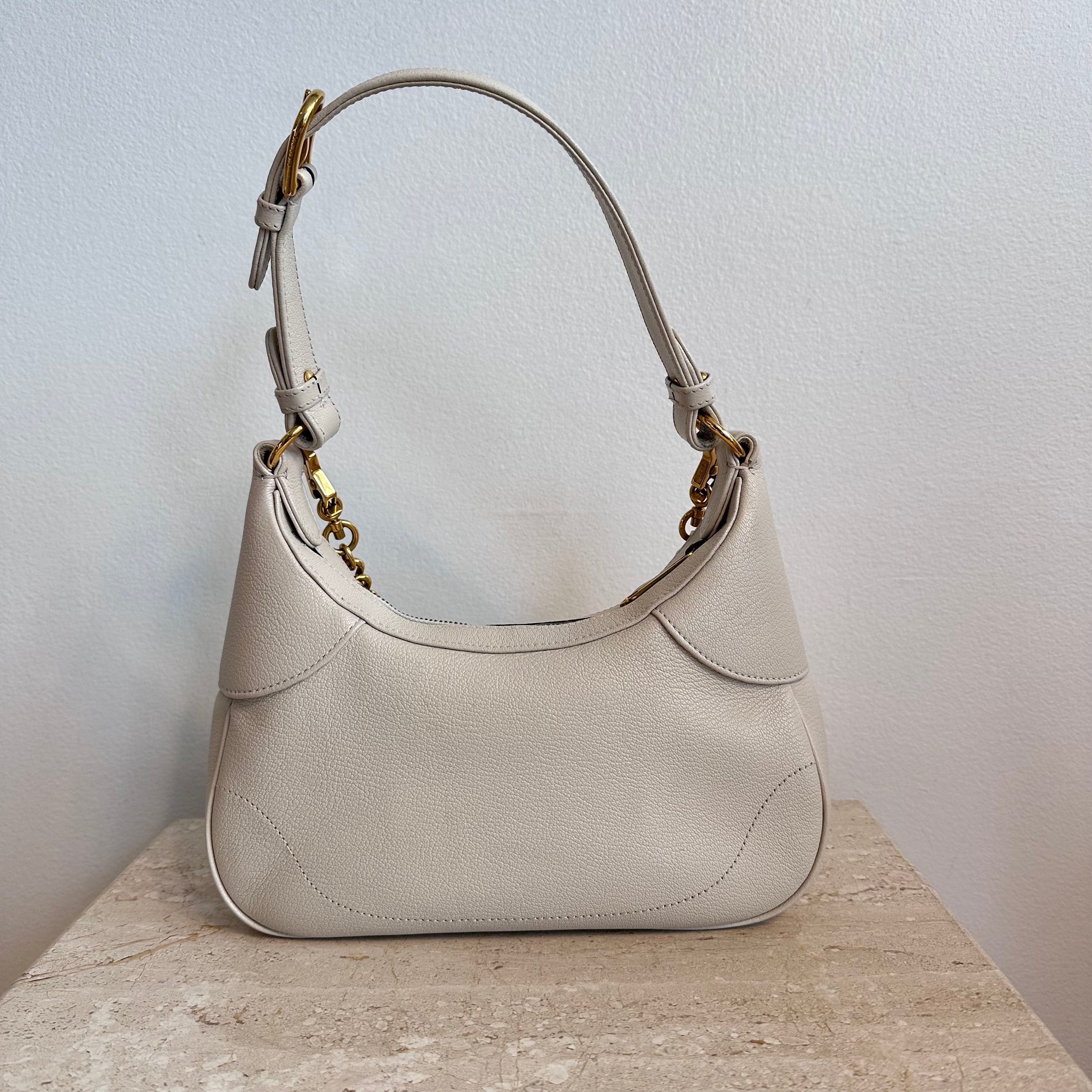 Pre-Owned GUCCI Aphrodite Small Shoulder Bag