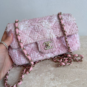 Pre-Owned CHANEL™ Pink Tweed Mini Classic Flap Bag