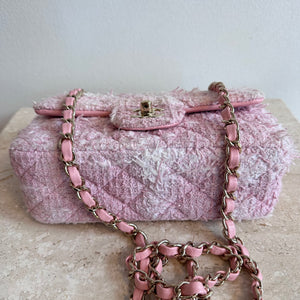 Pre-Owned CHANEL™ Pink Tweed Mini Classic Flap Bag