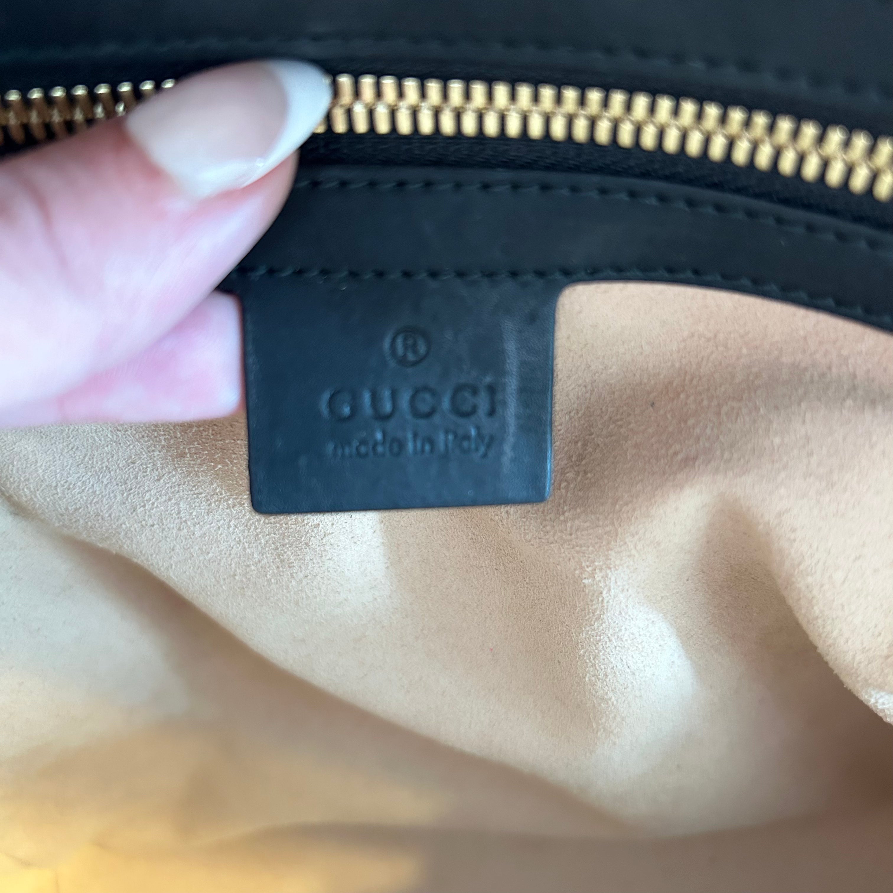 Pre-Owned GUCCI GG Supreme Bees Backpack