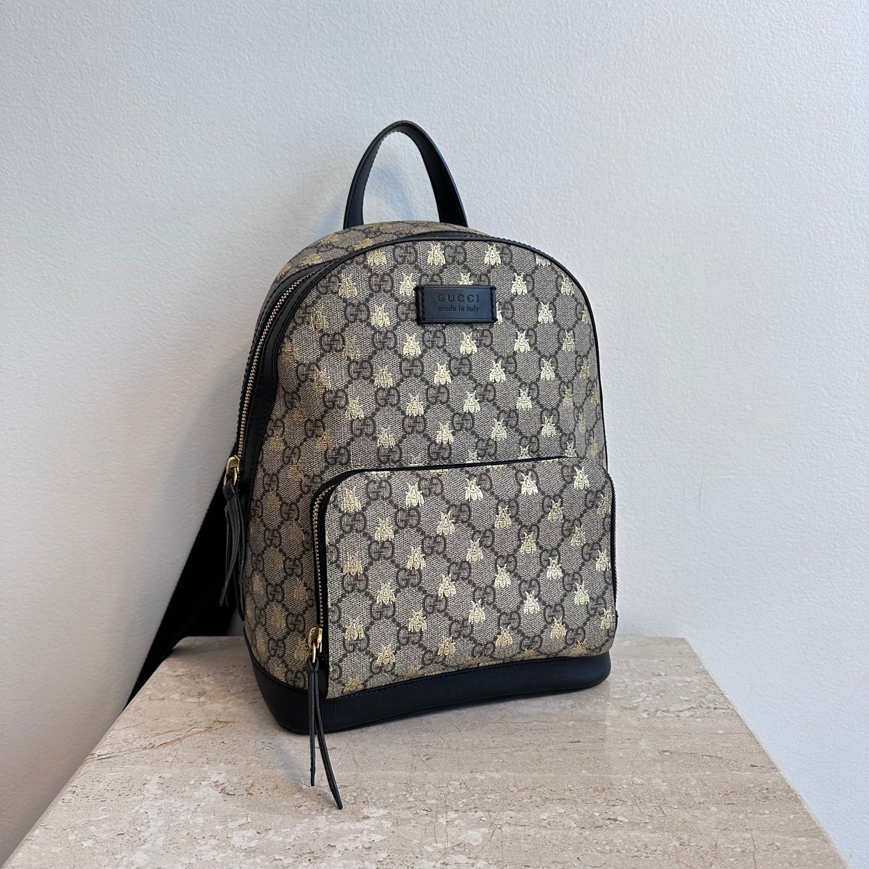 Pre Owned GUCCI GG Supreme Bees Backpack Valamode