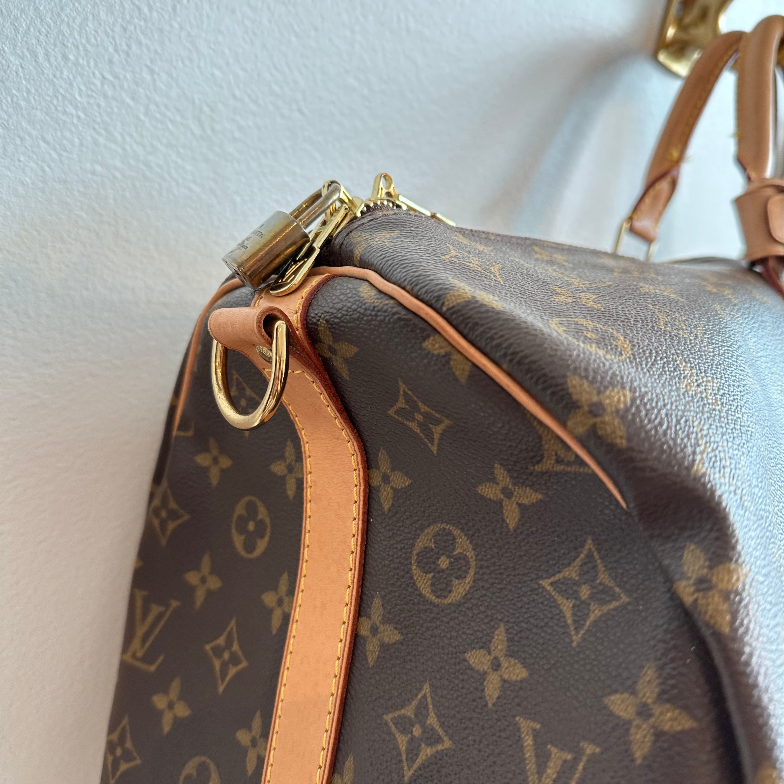 Pre-Owned LOUIS VUITTON Monogram Keepall 60 Bandoulier