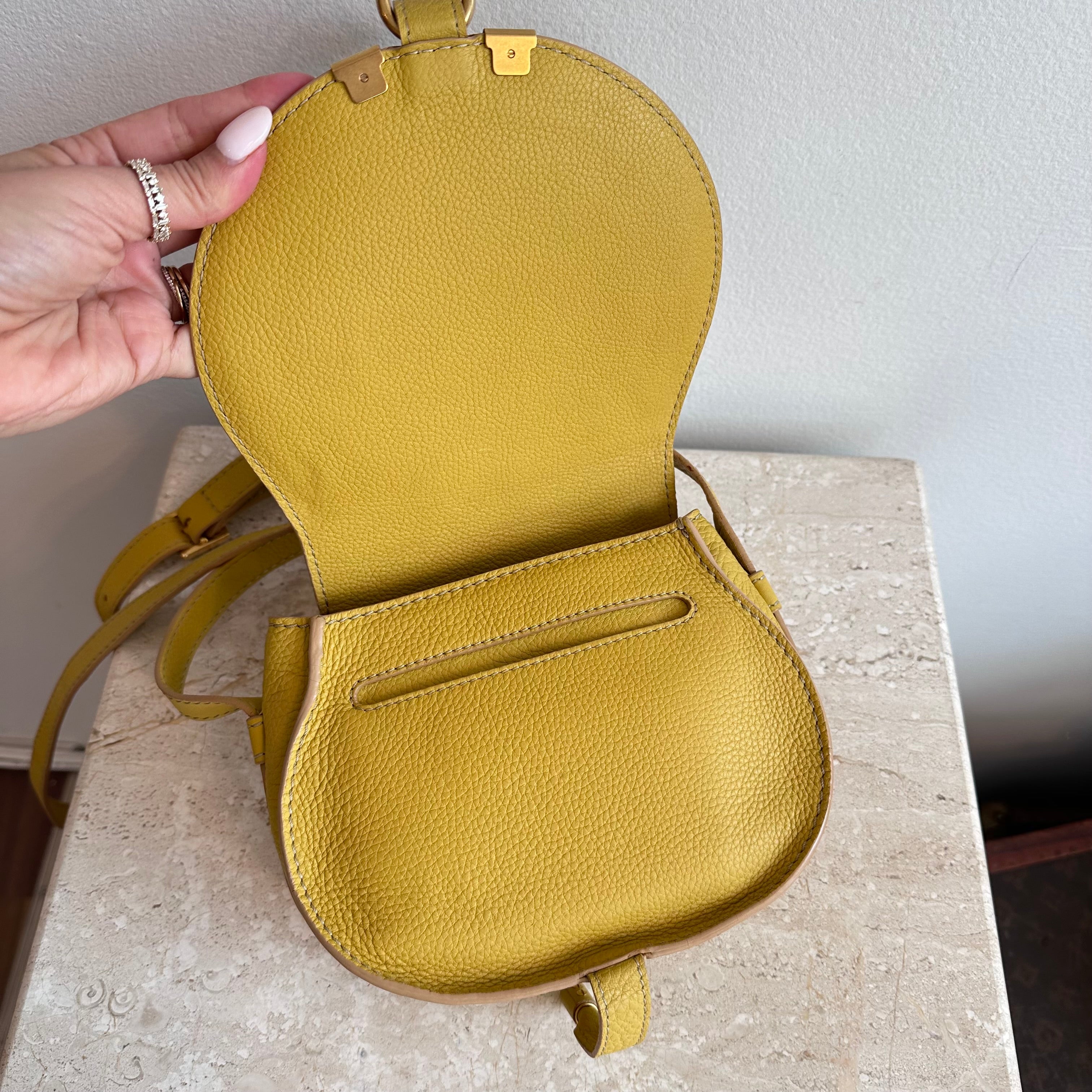 Pre-Owned CHLOE Yellow Marcie Small Saddle Crossbody