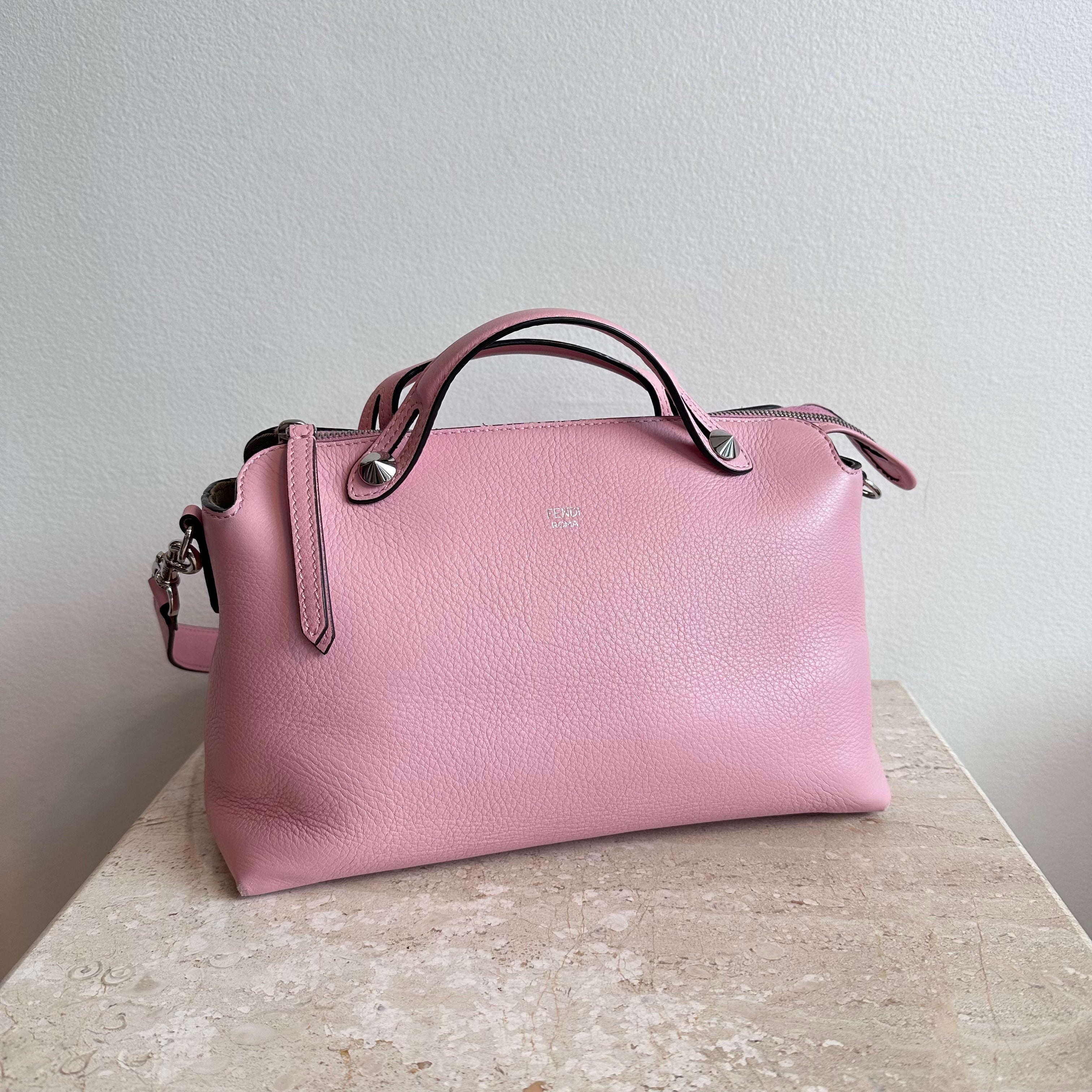 Pre-Owned FENDI By The Way Medium Pink Bag