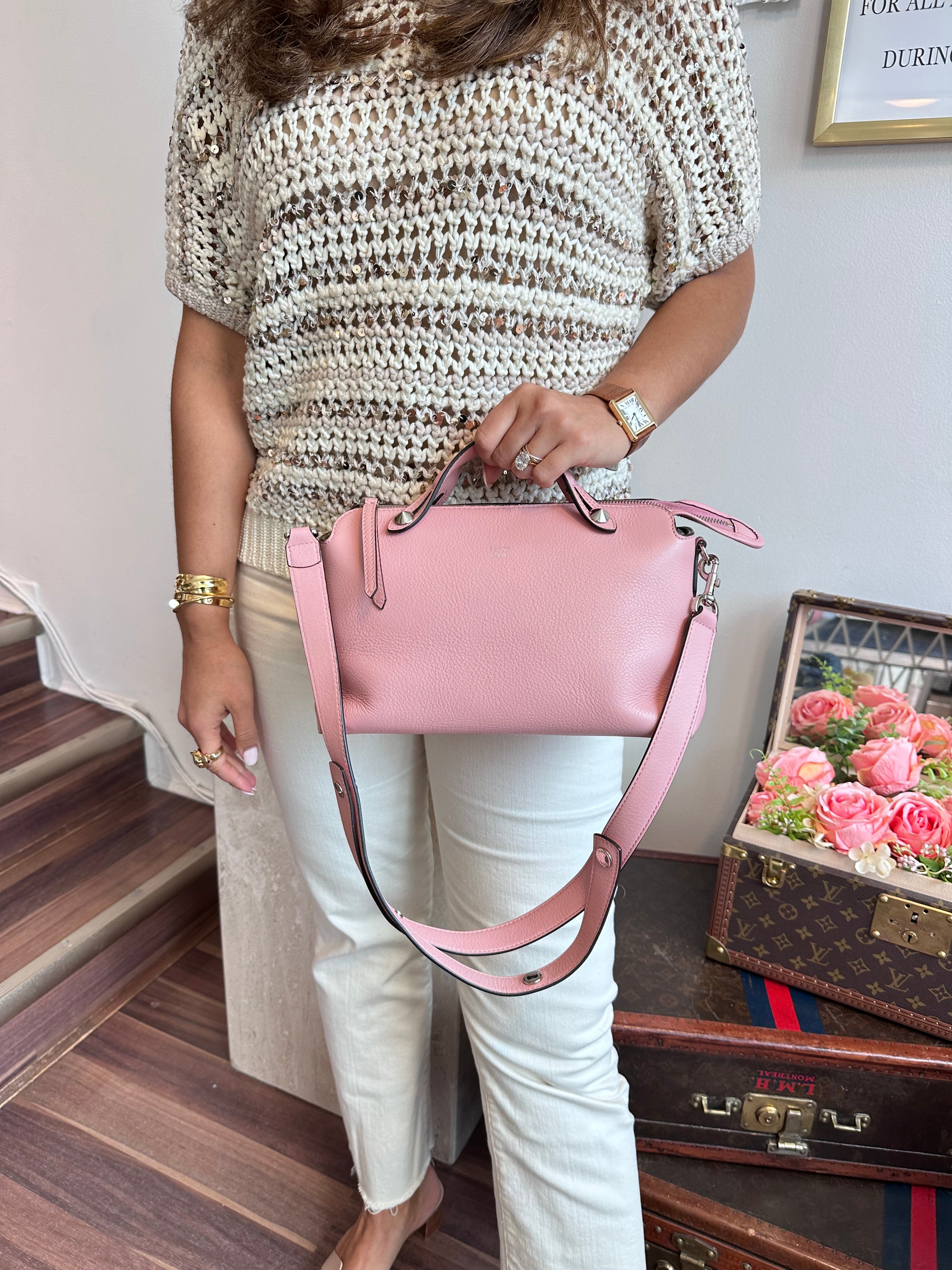 Pre-Owned FENDI By The Way Medium Pink Bag