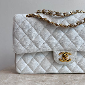 Pre-Owned CHANEL™ Vintage White Caviar Double Flap