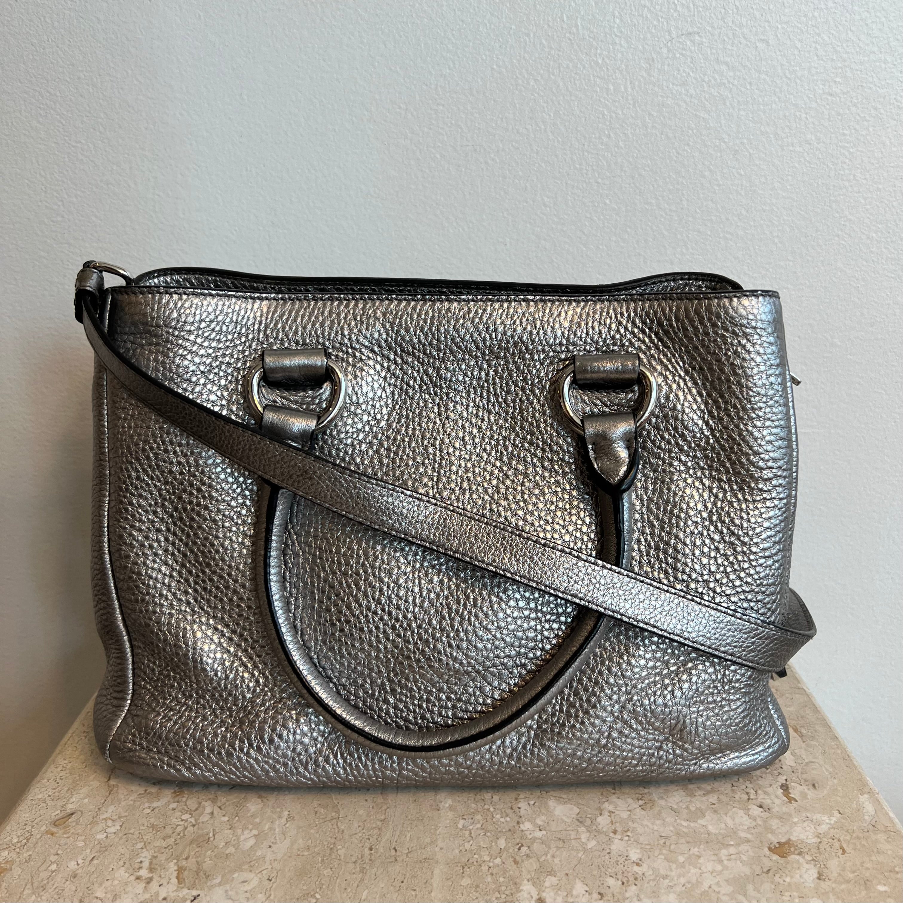 Pre-Owned PRADA Metallic Silver Leather Vitello Daino Tote