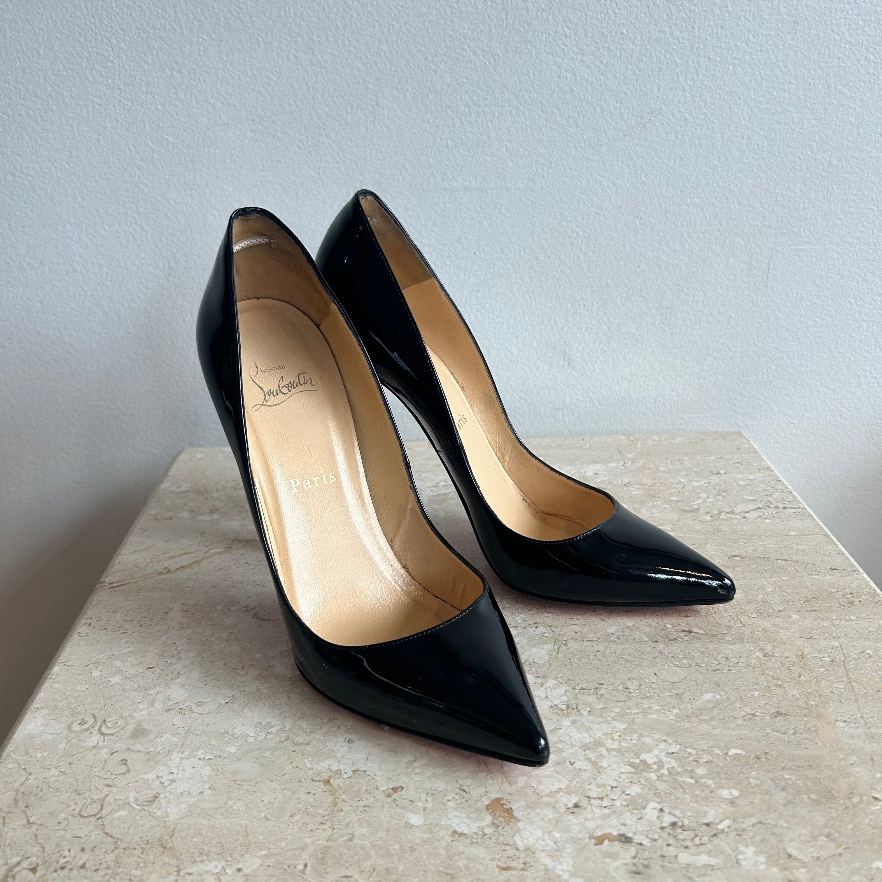 Black pigalle louboutin best sale