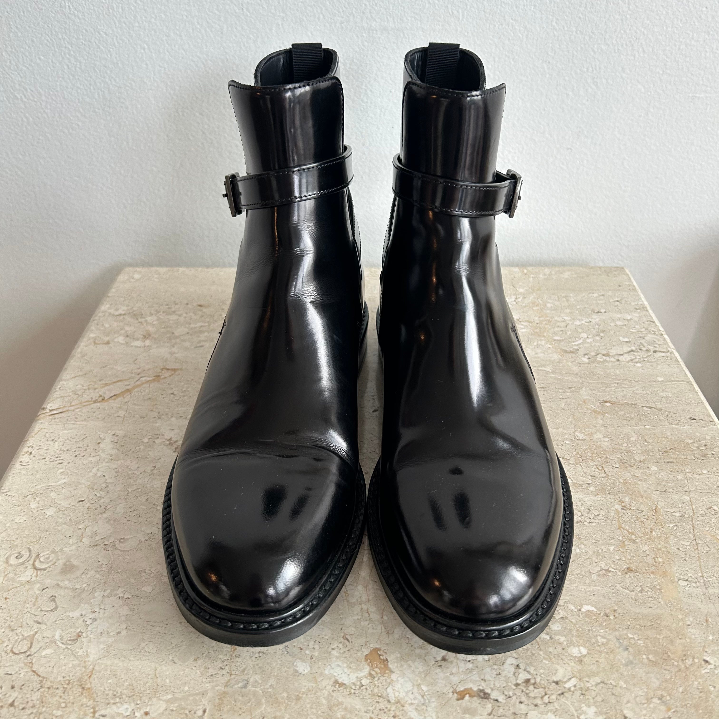 Pre-Owned SAINT LAURENT Black Leather Ankle Boot Size 36.5