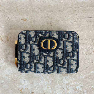 Pre-Owned DIOR Small 30 Montaigne Voyageur Wallet