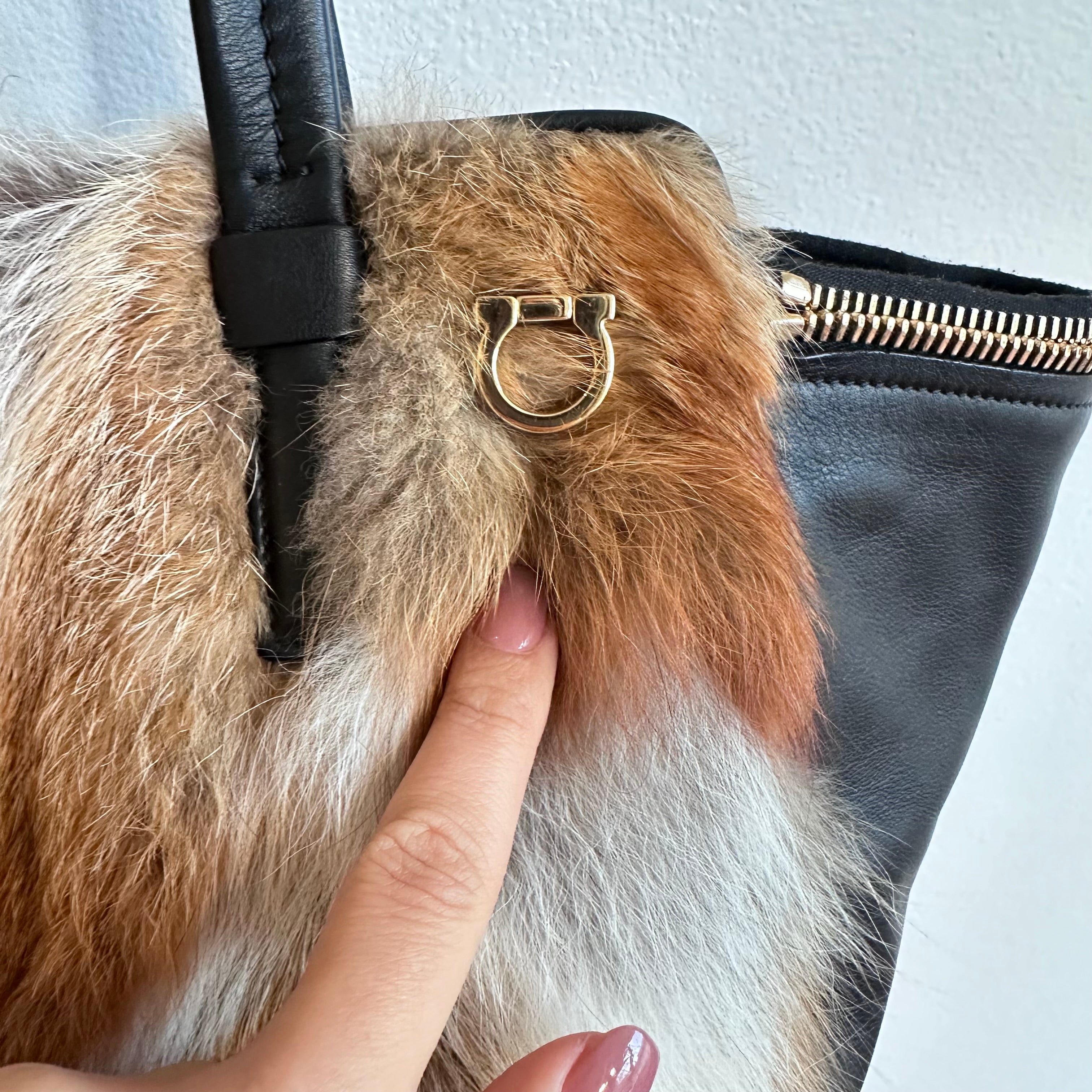 Pre-Owned SALVATORE FERRAGAMO Verve Fox Fur Handbag