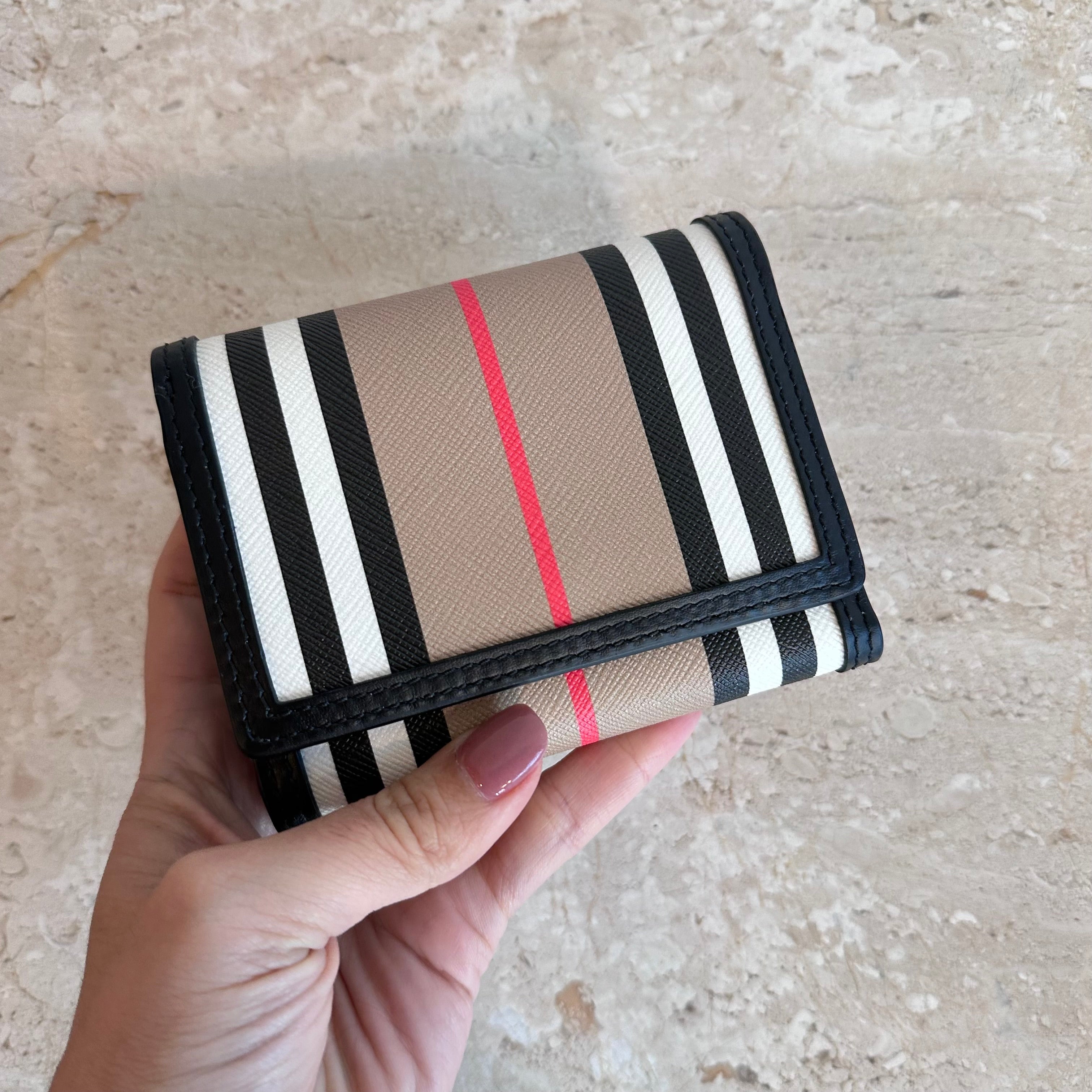 Pre-Owned BURBERRY Lancaster Stripe Black Trifold Wallet