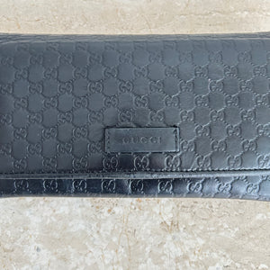 Pre-Owned GUCCI Black Guccissima Wallet