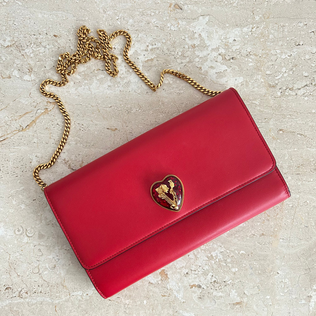 Pre-Owned VERSACE V-Mine Virtus V Heart Flap Clutch