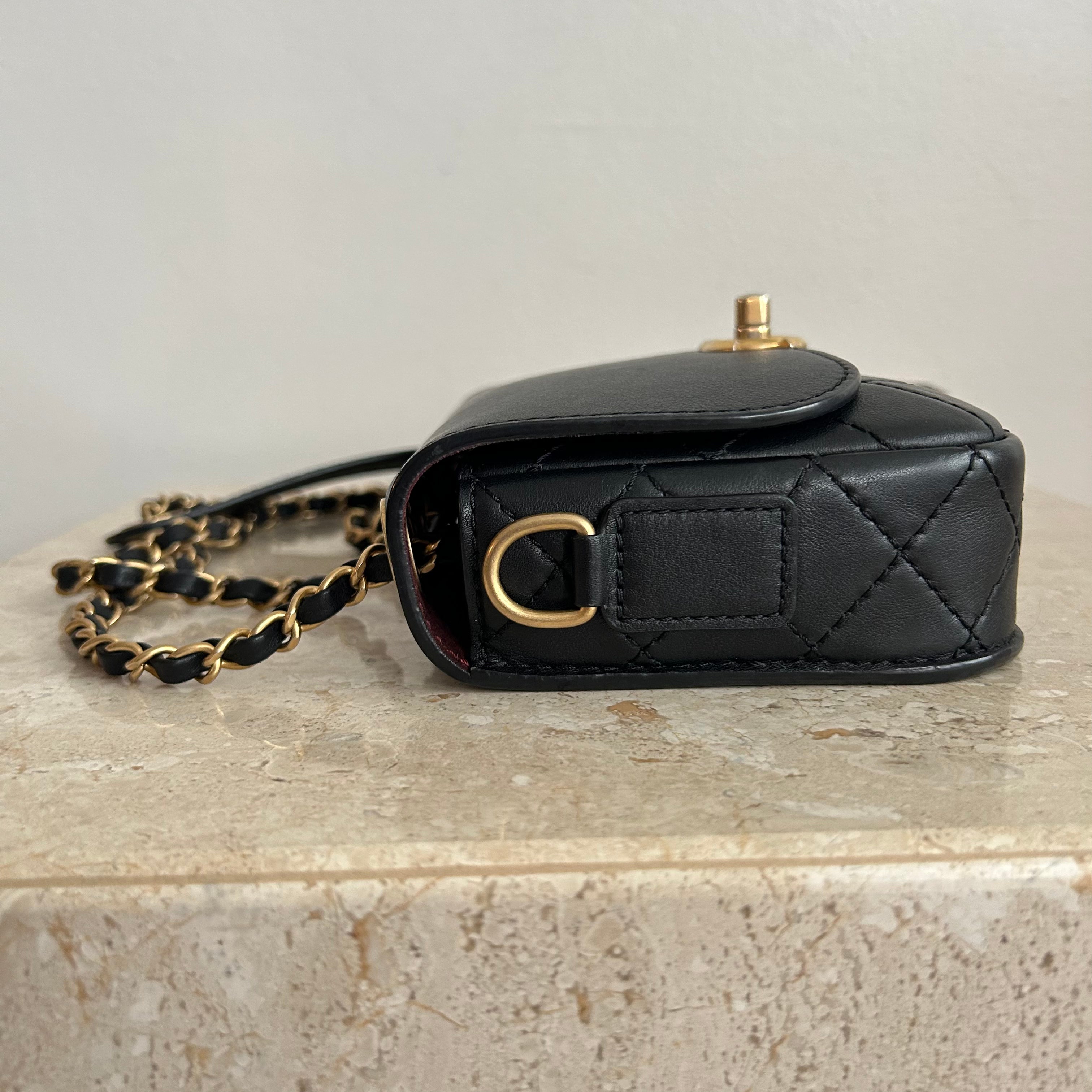 Pre-Owned CHANEL™ Quilted Multi Pouching Flap and Coin Purse