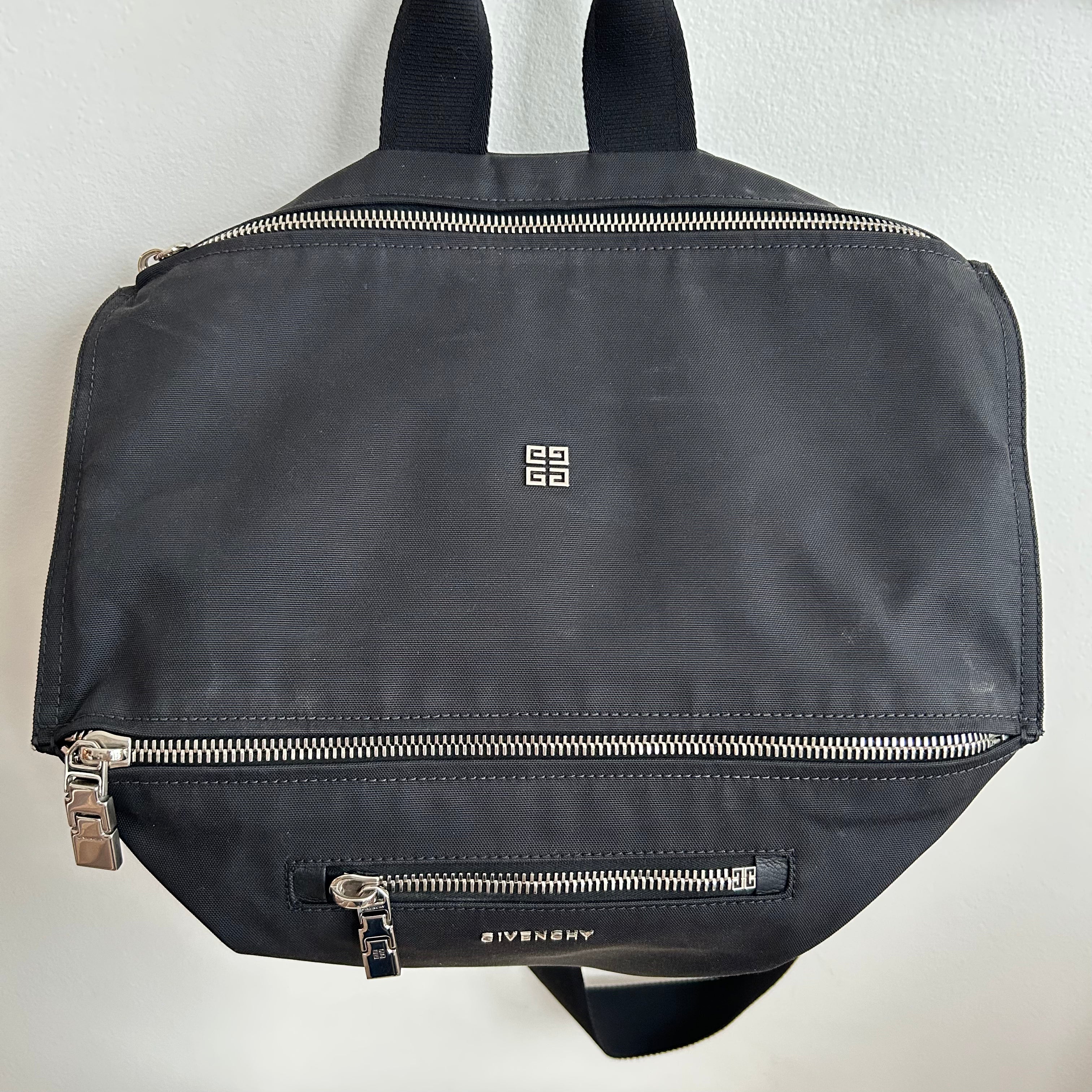 Pre-Owned GIVENCHY Black Nylon Pandora Messenger