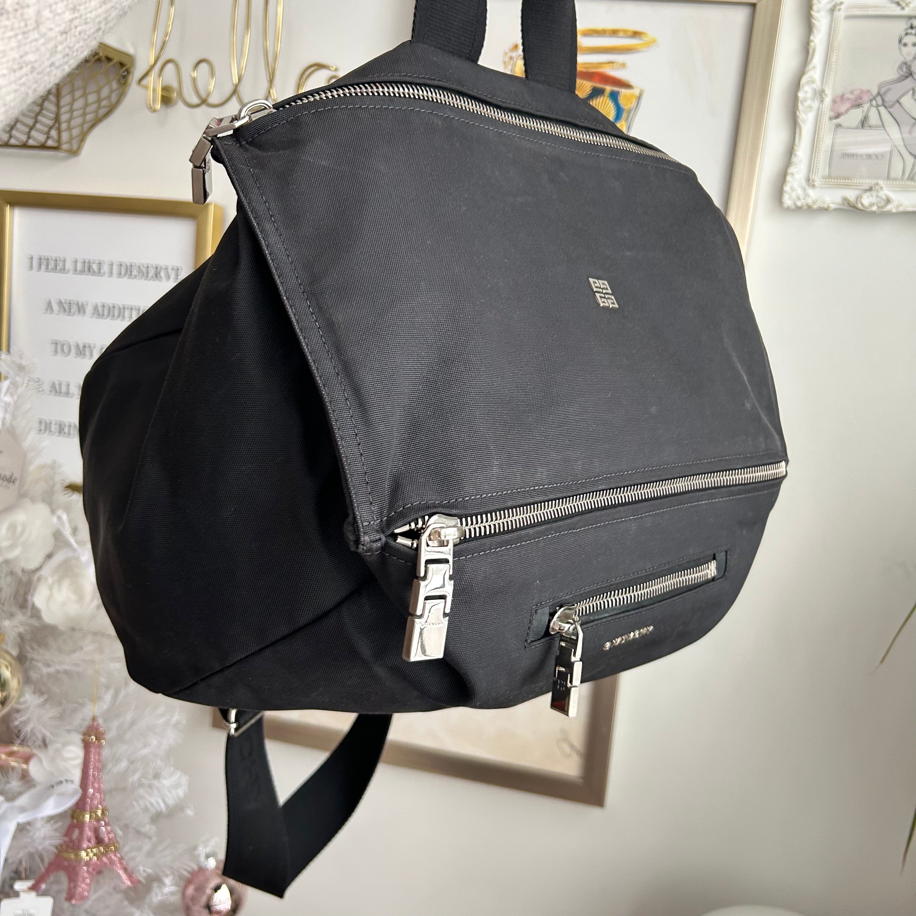 Pre-Owned GIVENCHY Black Nylon Pandora Messenger