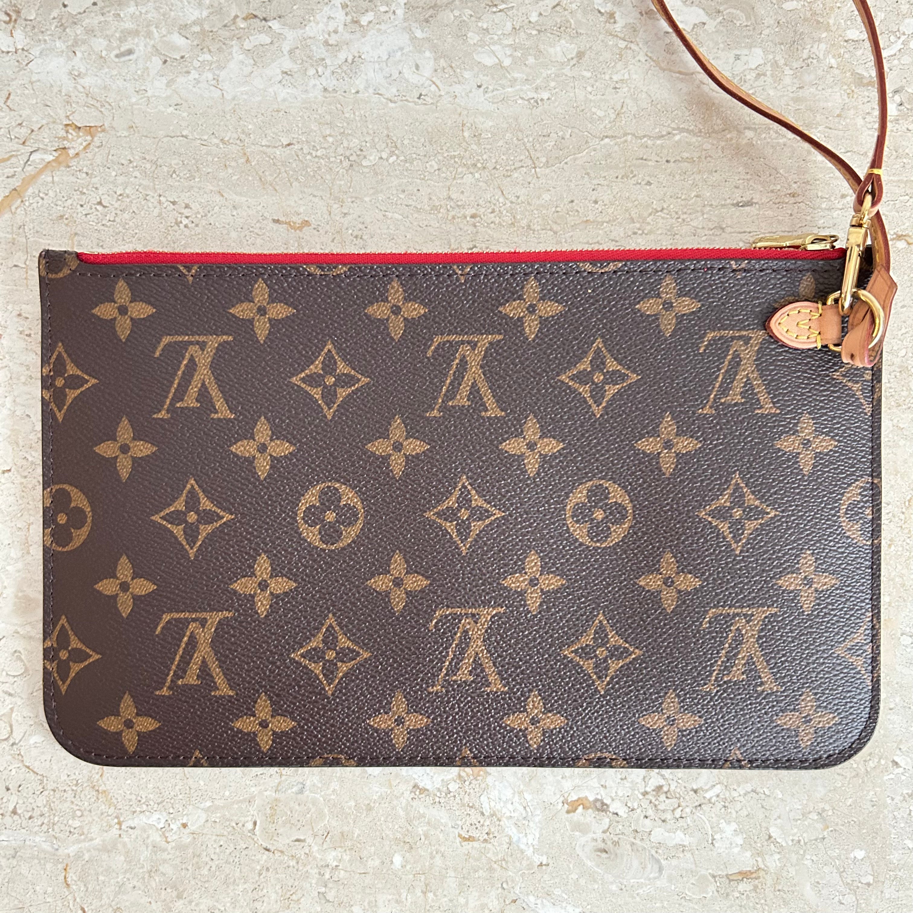 Pre-Owned LOUIS VUITTON Monogram Neverfull Wristlet