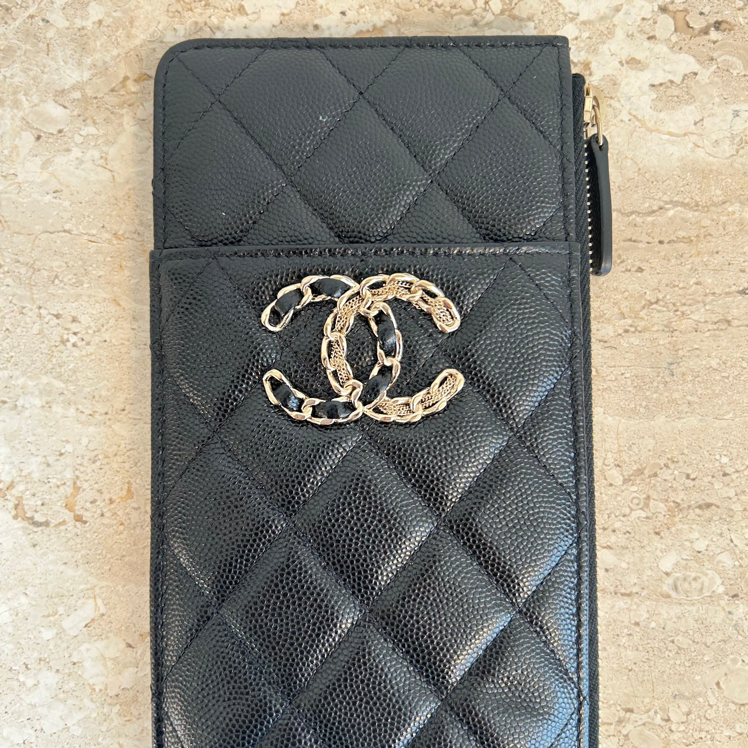 Pre-Owned CHANEL™ Quilted Caviar Long Wallet