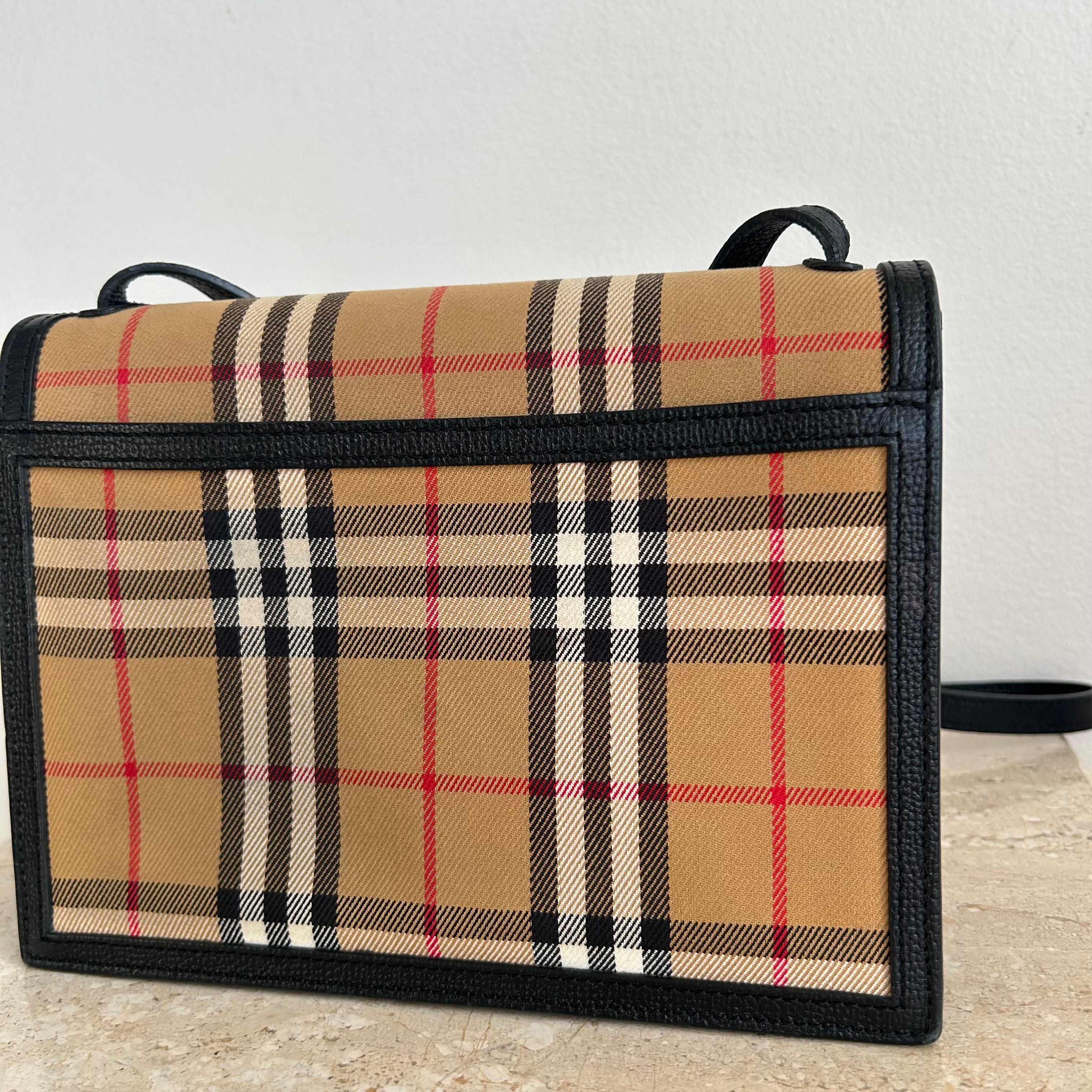 Pre-Owned BURBERRY Nova Check Macken Crossbody Bag