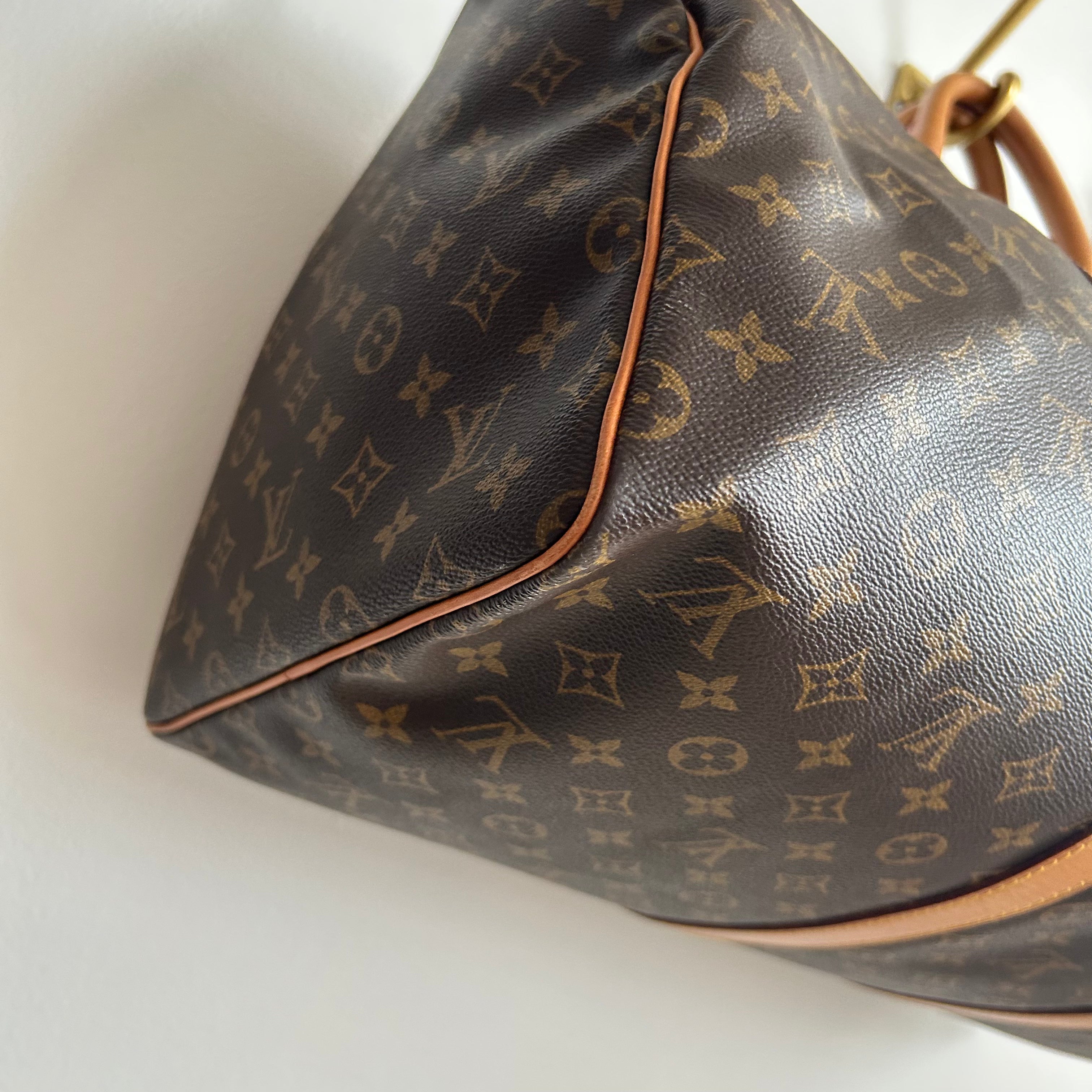 Pre-Owned LOUIS VUITTON Vintage Monogram Keepall 55