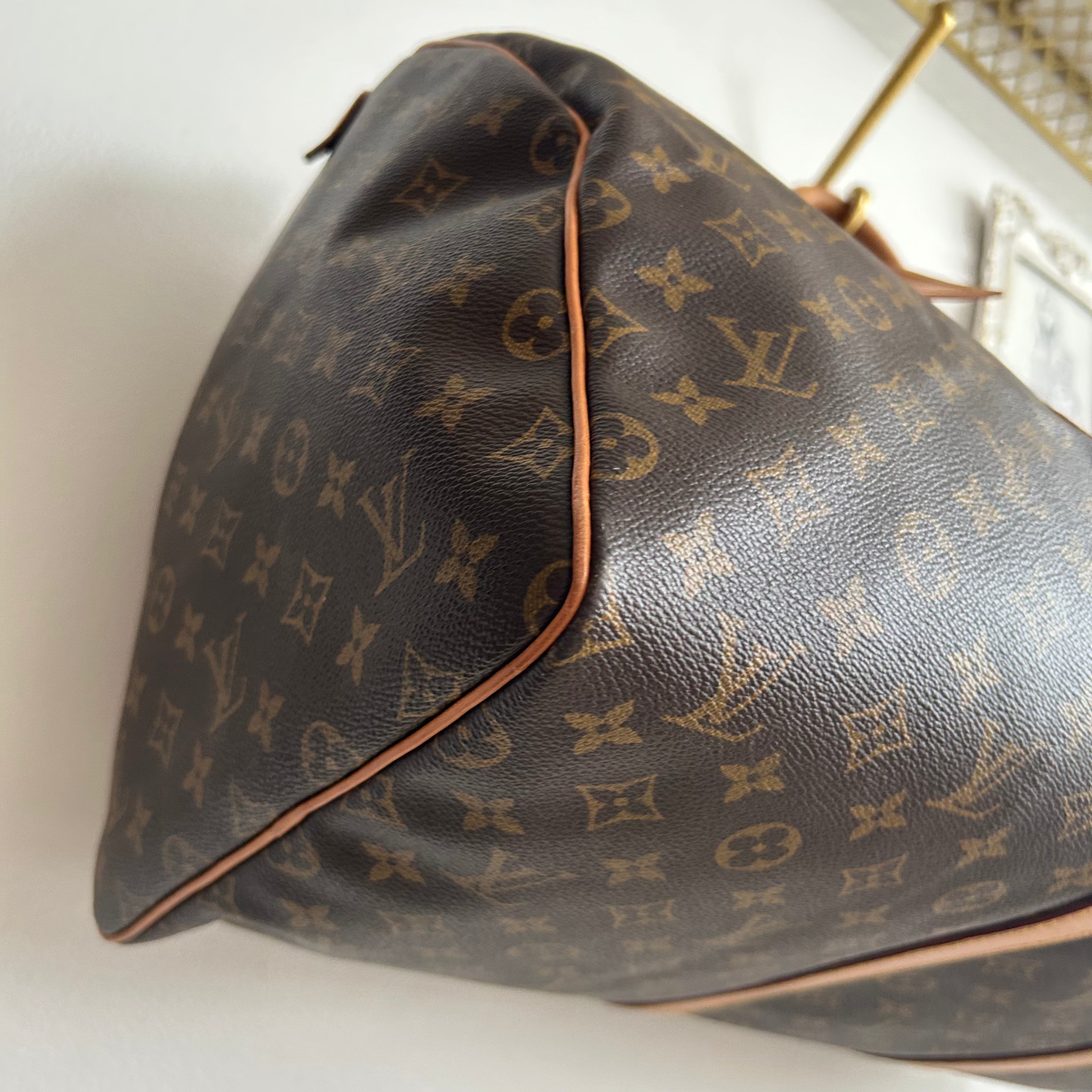 Pre-Owned LOUIS VUITTON Vintage Monogram Keepall 55