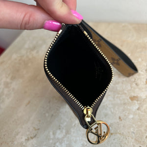 Are there any options similar to the Louis Vuitton Key Pouch? : r