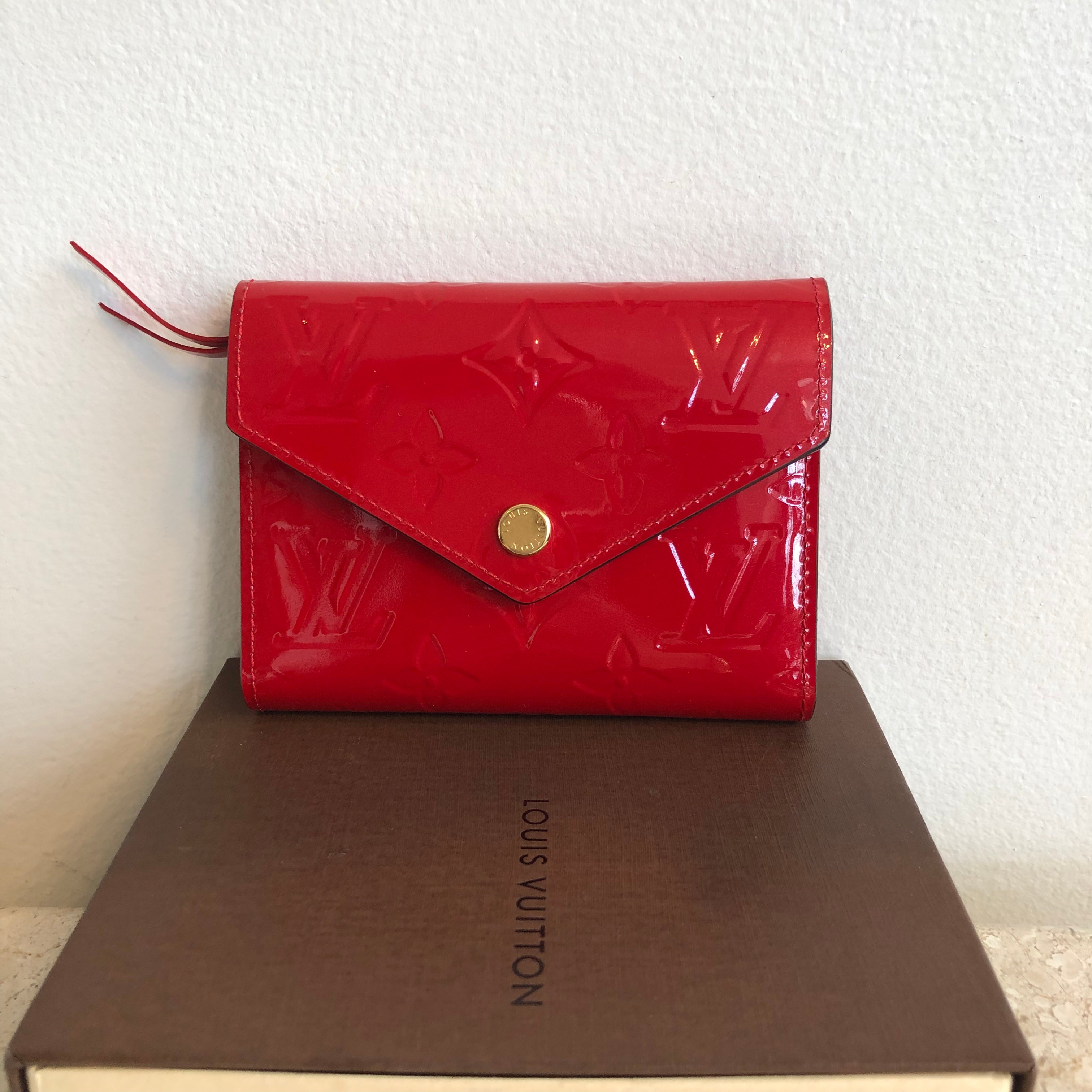 Authentic LOUIS VUITTON Victorian Vernis Cherry Wallet – Valamode