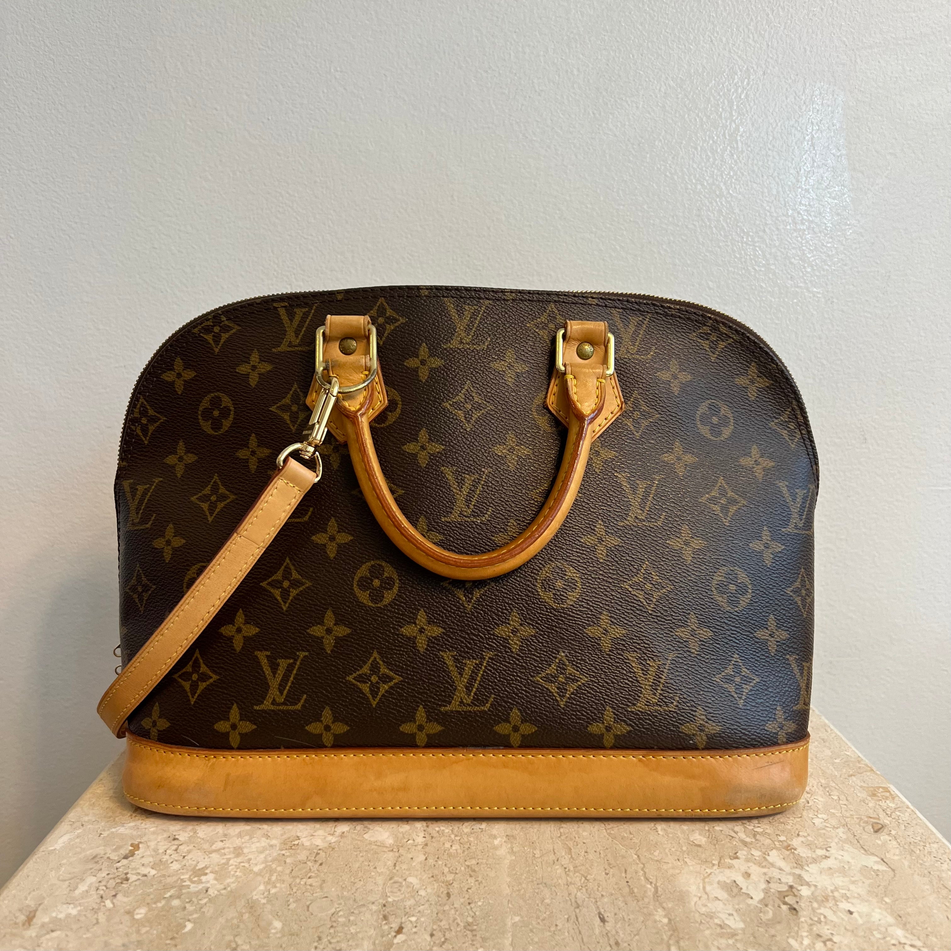 Vintage Authentic Louis Vuitton Alma PM Strap United States of America  SMALL For Sale at 1stDibs