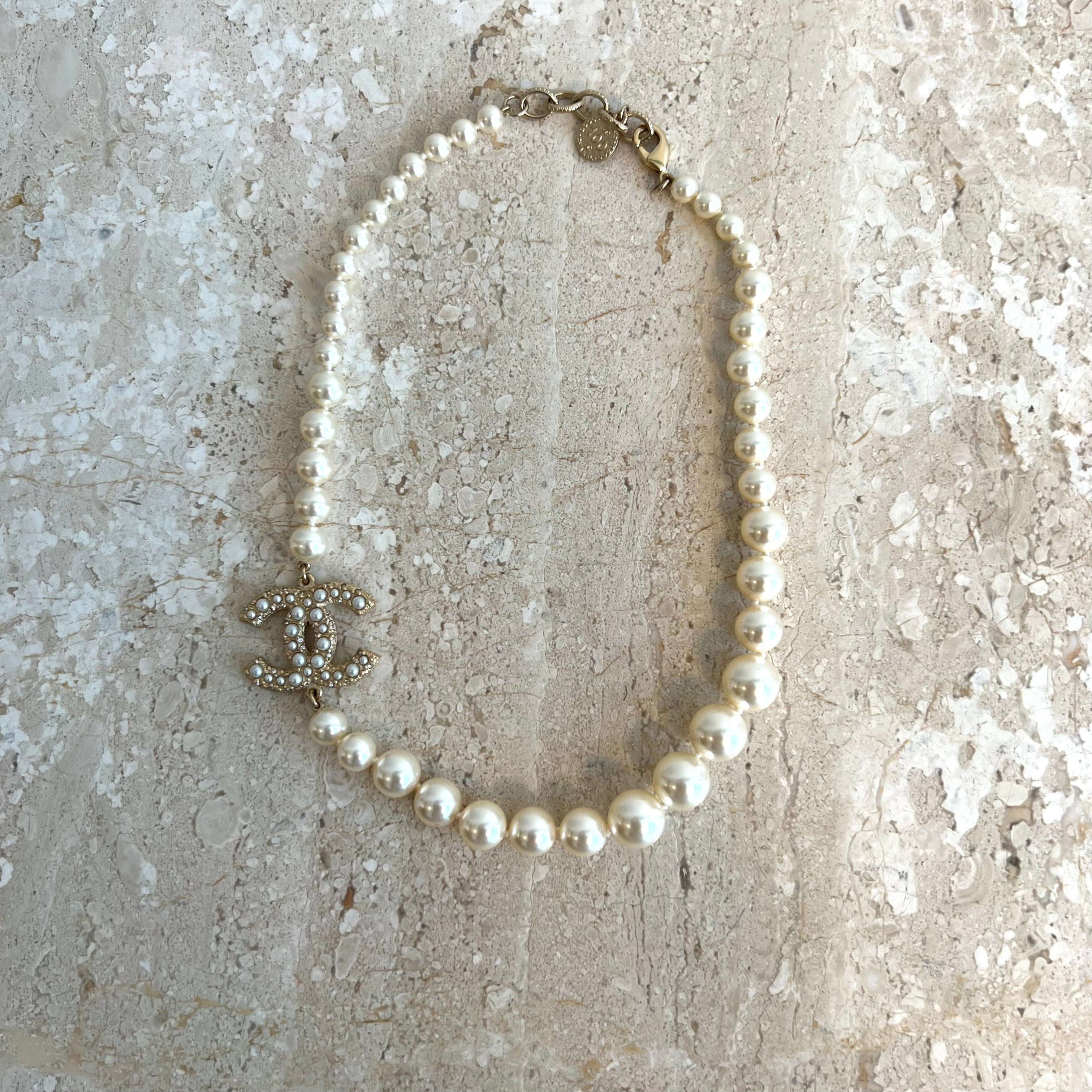 Chanel pearl necklace choker ref403939  Joli Closet